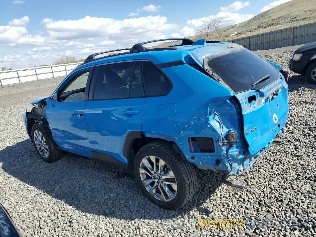 2 Photograph of a damaged car 2T3C1RFV0LW076884 TOYOTA RAV4 2020