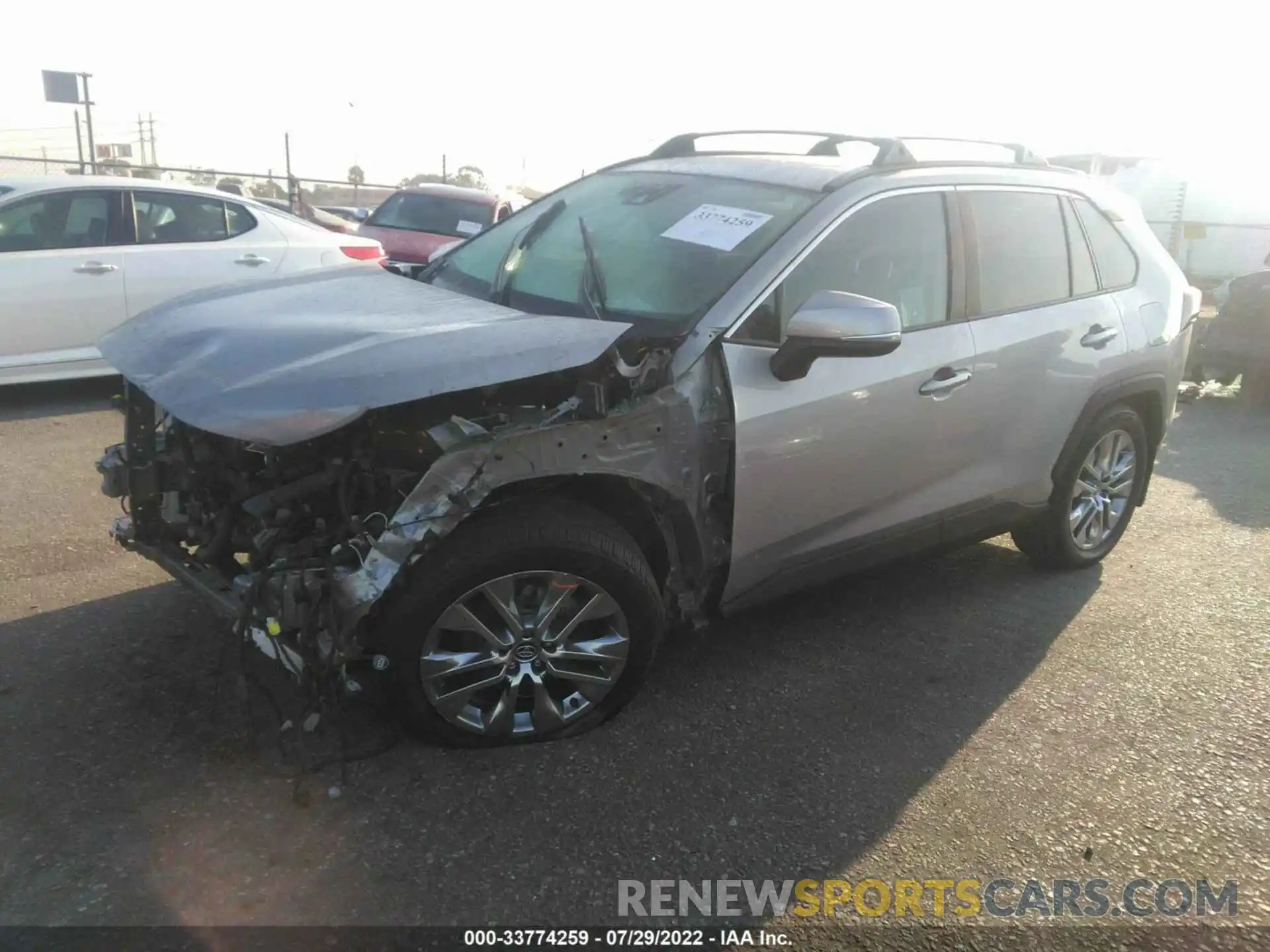 6 Photograph of a damaged car 2T3C1RFV0LW077467 TOYOTA RAV4 2020