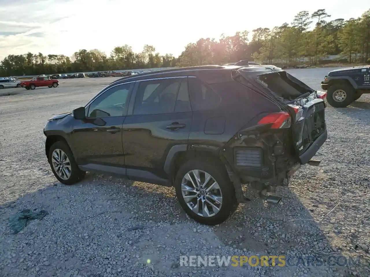 2 Photograph of a damaged car 2T3C1RFV0LW078621 TOYOTA RAV4 2020