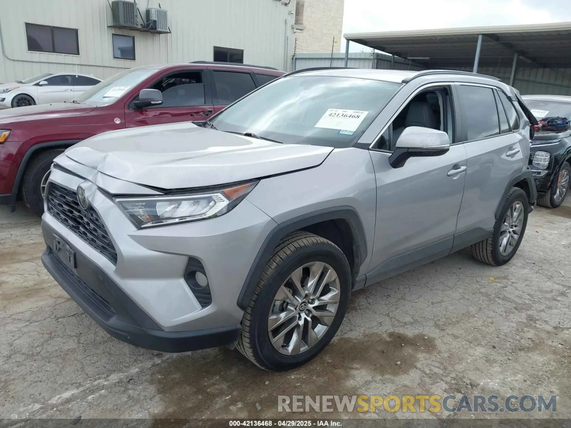 2 Photograph of a damaged car 2T3C1RFV0LW082121 TOYOTA RAV4 2020