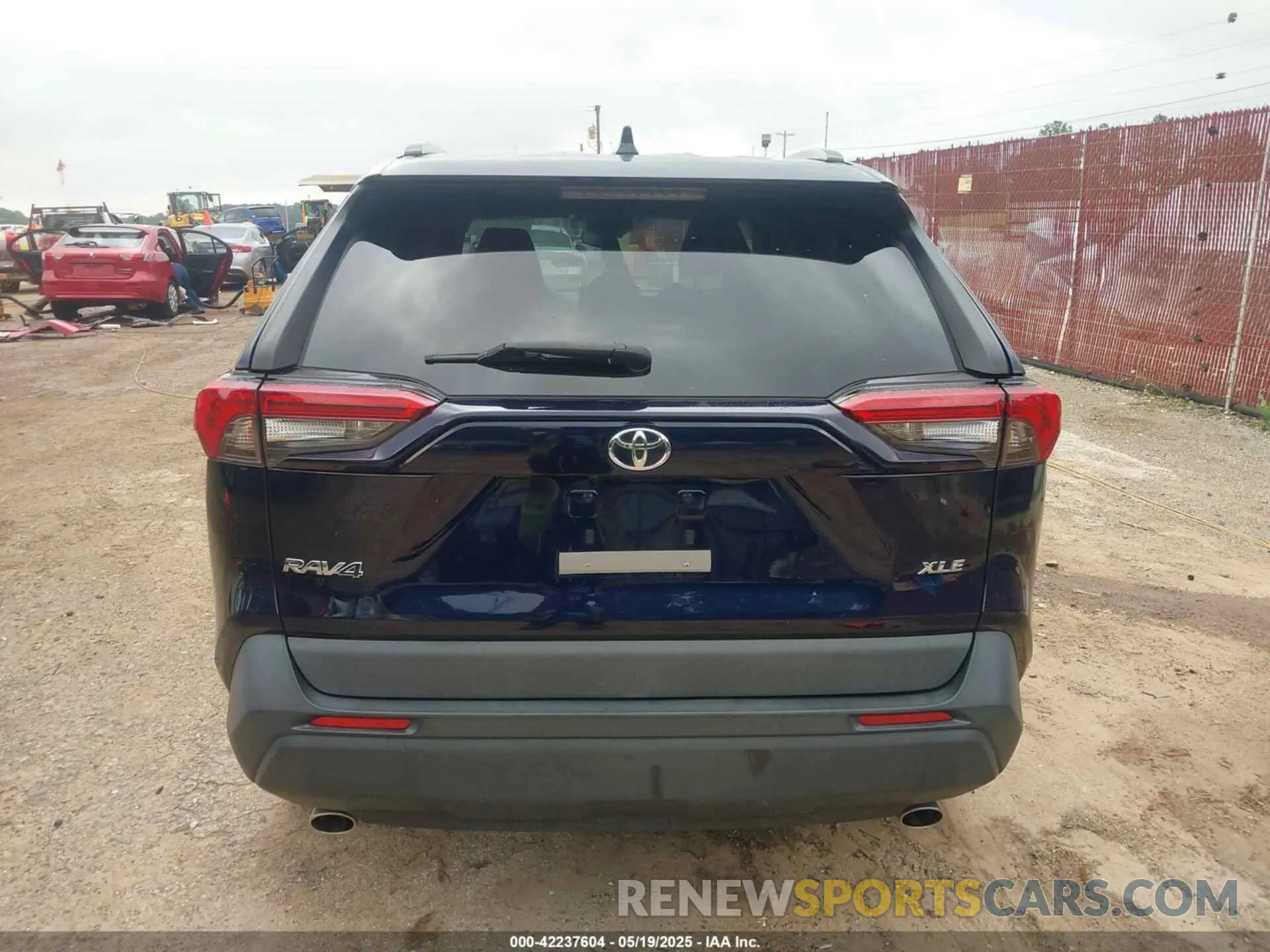 17 Photograph of a damaged car 2T3C1RFV2LC041474 TOYOTA RAV4 2020