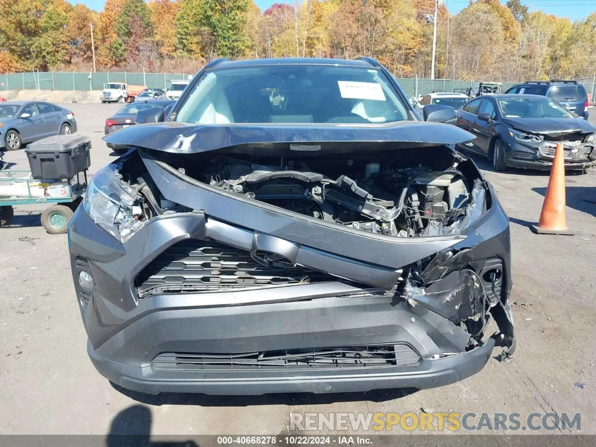12 Photograph of a damaged car 2T3C1RFV2LC057190 TOYOTA RAV4 2020