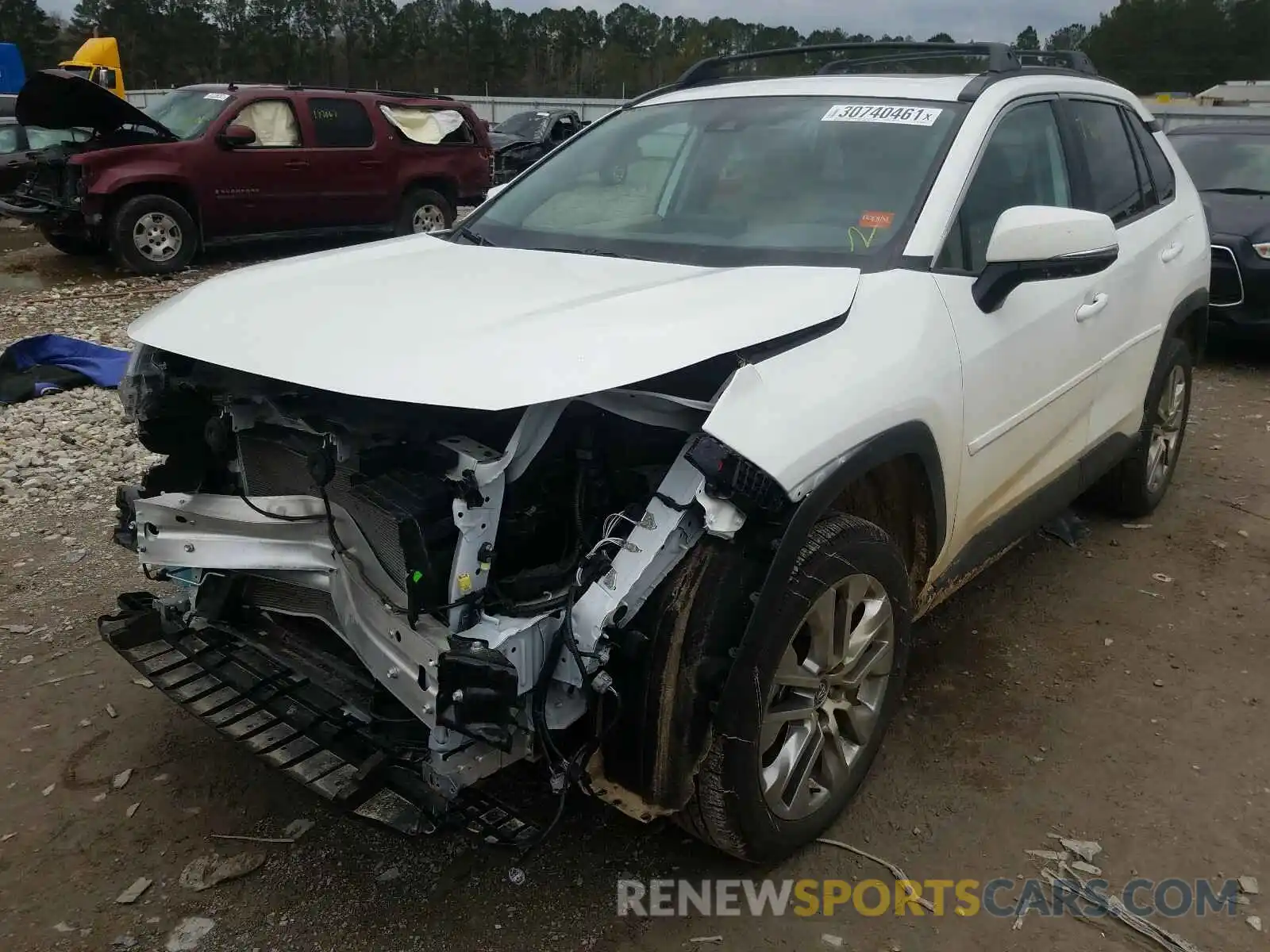 2 Photograph of a damaged car 2T3C1RFV2LW099616 TOYOTA RAV4 2020