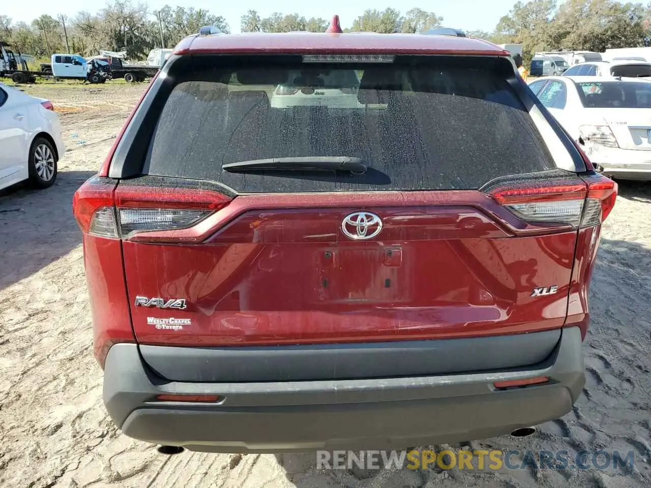 6 Photograph of a damaged car 2T3C1RFV3LC078484 TOYOTA RAV4 2020