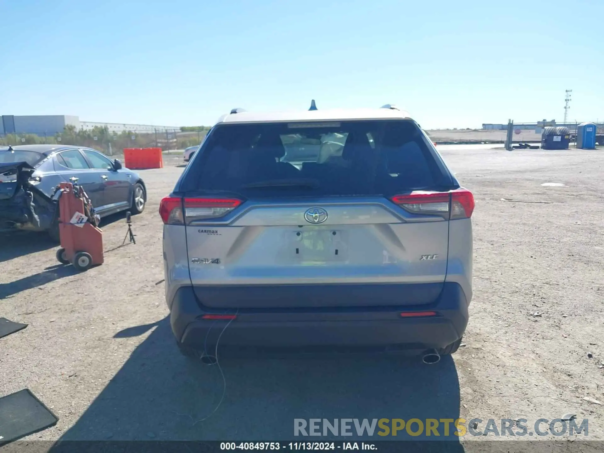 15 Photograph of a damaged car 2T3C1RFV3LW070271 TOYOTA RAV4 2020