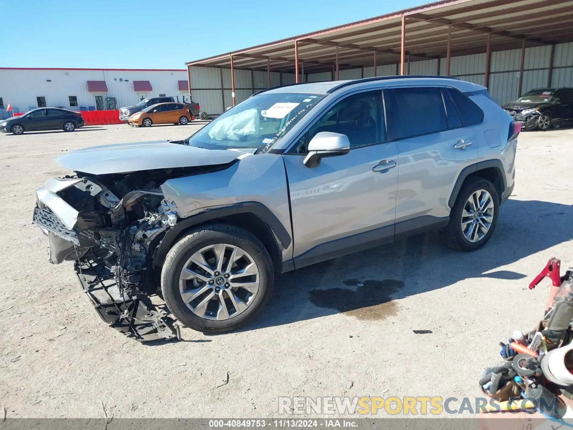 2 Photograph of a damaged car 2T3C1RFV3LW070271 TOYOTA RAV4 2020