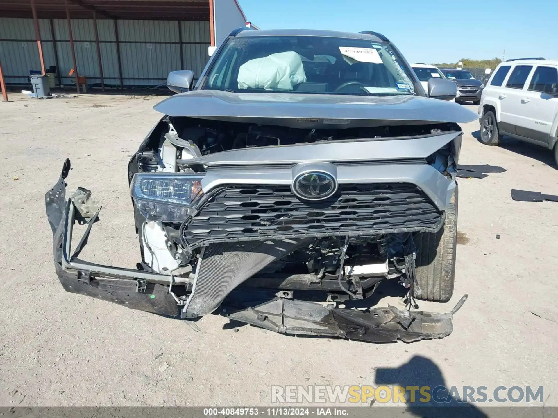 6 Photograph of a damaged car 2T3C1RFV3LW070271 TOYOTA RAV4 2020