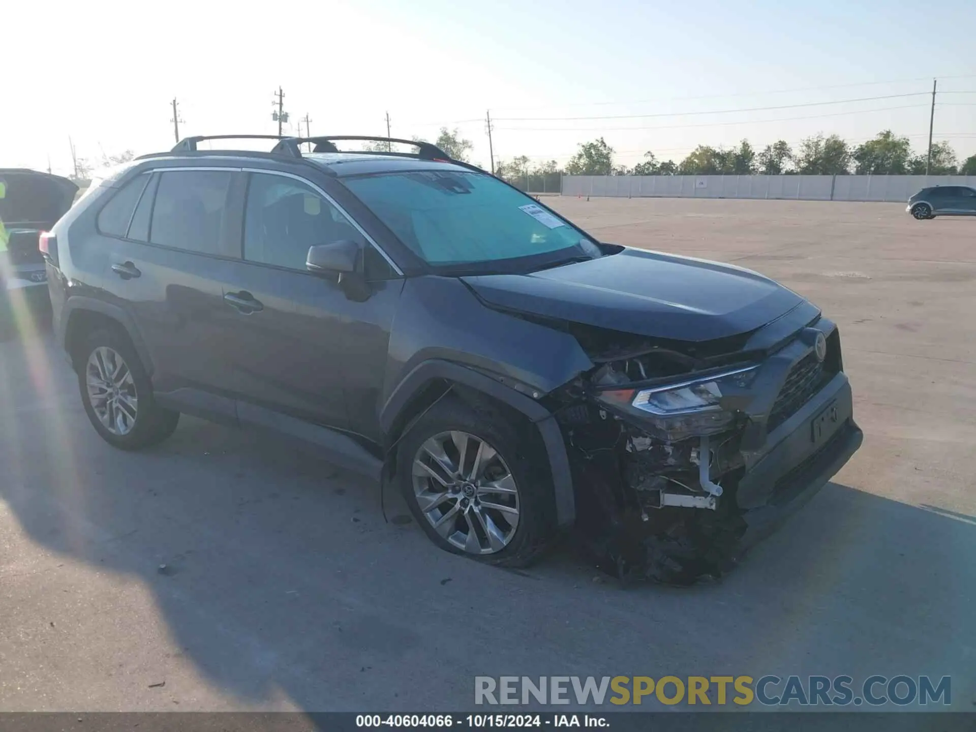 1 Photograph of a damaged car 2T3C1RFV3LW084574 TOYOTA RAV4 2020