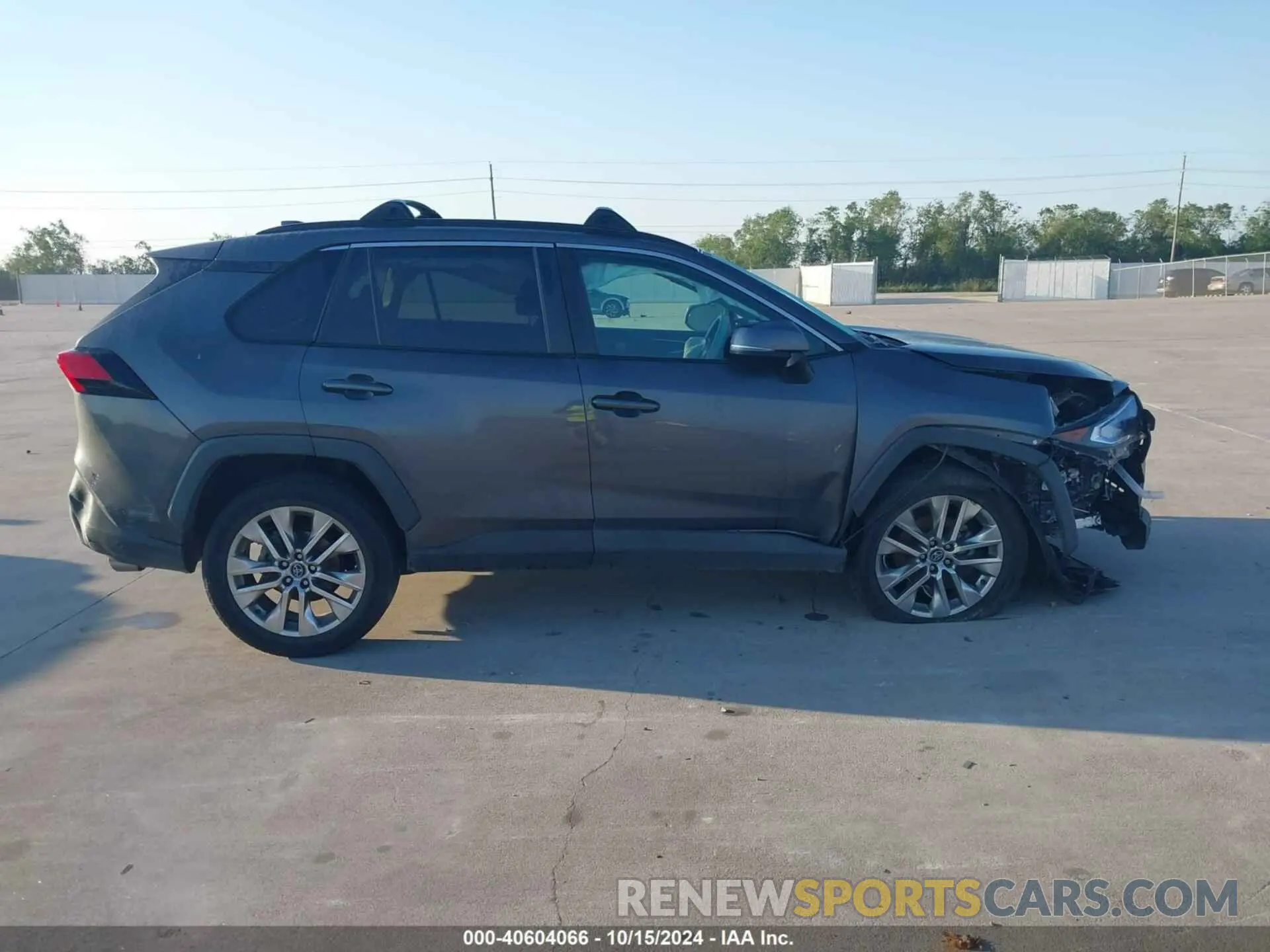 12 Photograph of a damaged car 2T3C1RFV3LW084574 TOYOTA RAV4 2020