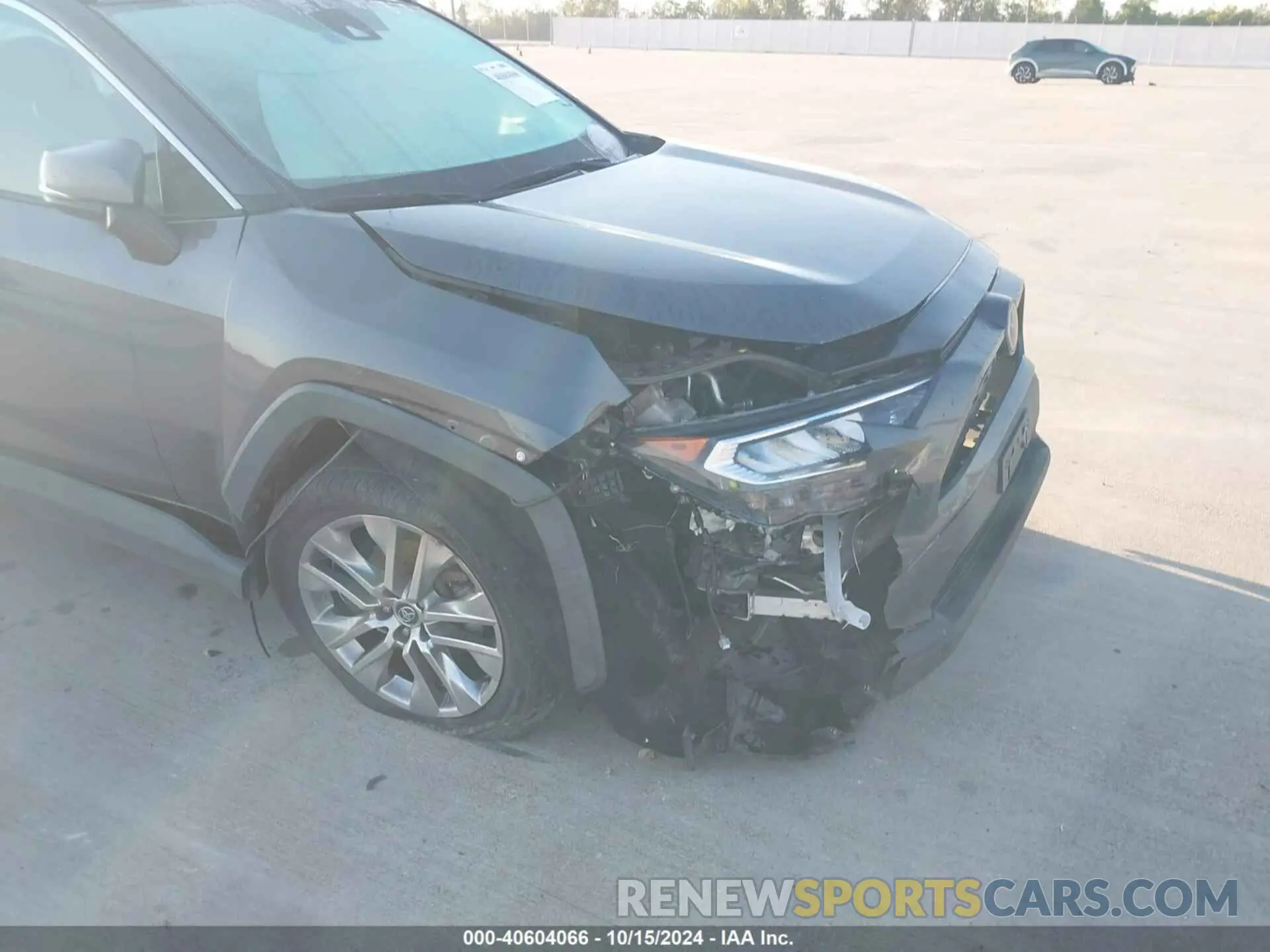 6 Photograph of a damaged car 2T3C1RFV3LW084574 TOYOTA RAV4 2020