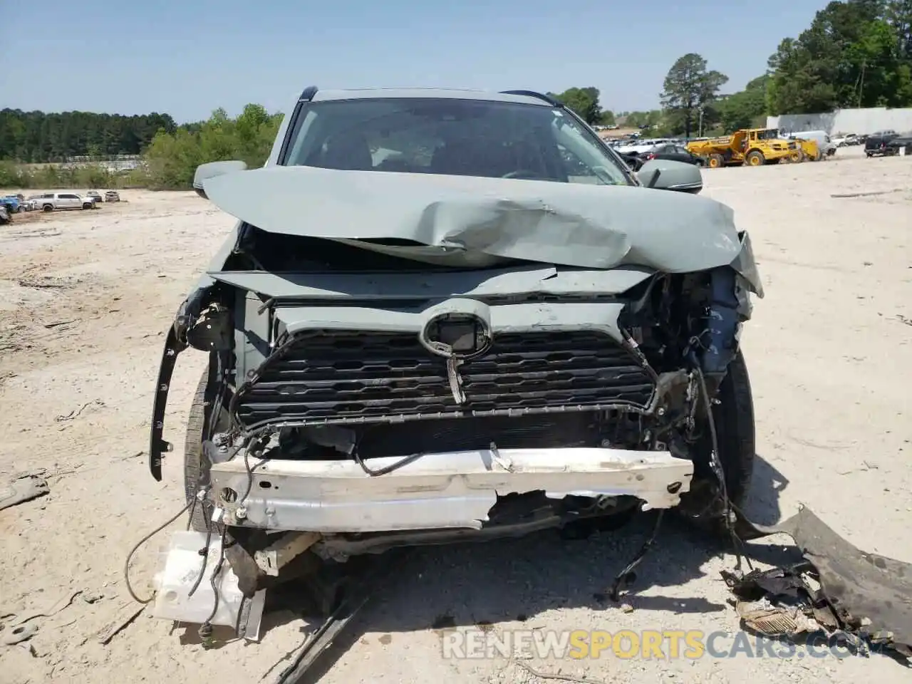 9 Photograph of a damaged car 2T3C1RFV3LW091928 TOYOTA RAV4 2020