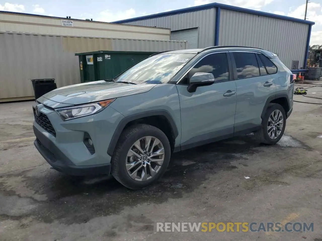 1 Photograph of a damaged car 2T3C1RFV4LC043016 TOYOTA RAV4 2020