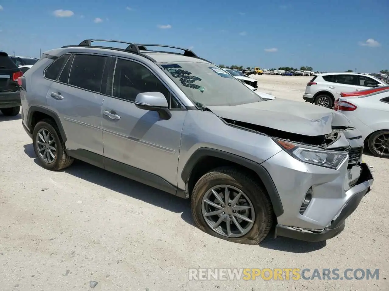 4 Photograph of a damaged car 2T3C1RFV4LC065341 TOYOTA RAV4 2020