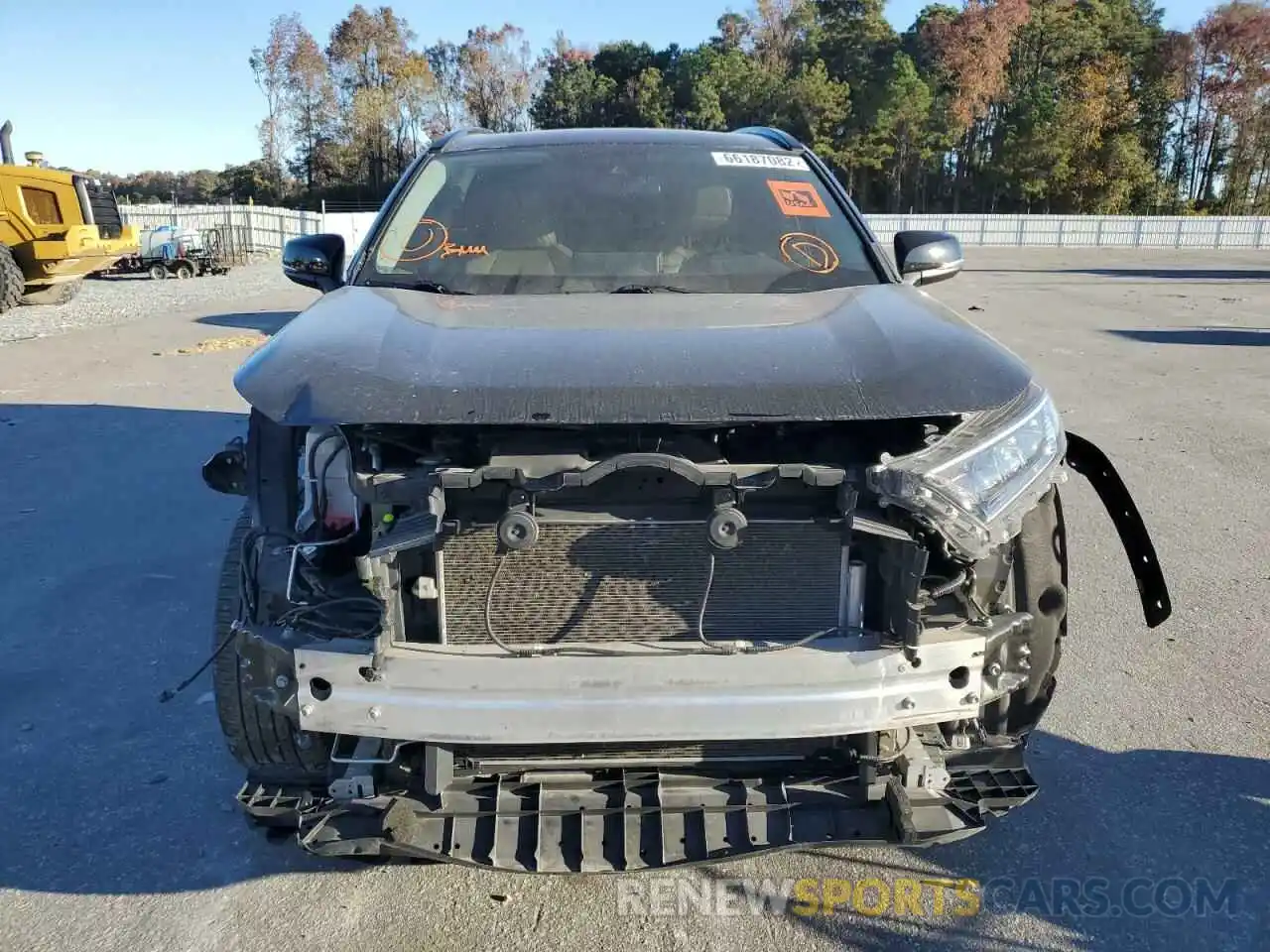 9 Photograph of a damaged car 2T3C1RFV4LW064849 TOYOTA RAV4 2020