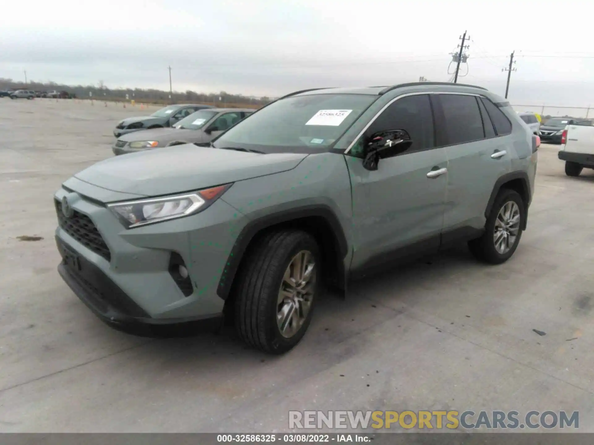 2 Photograph of a damaged car 2T3C1RFV4LW070442 TOYOTA RAV4 2020