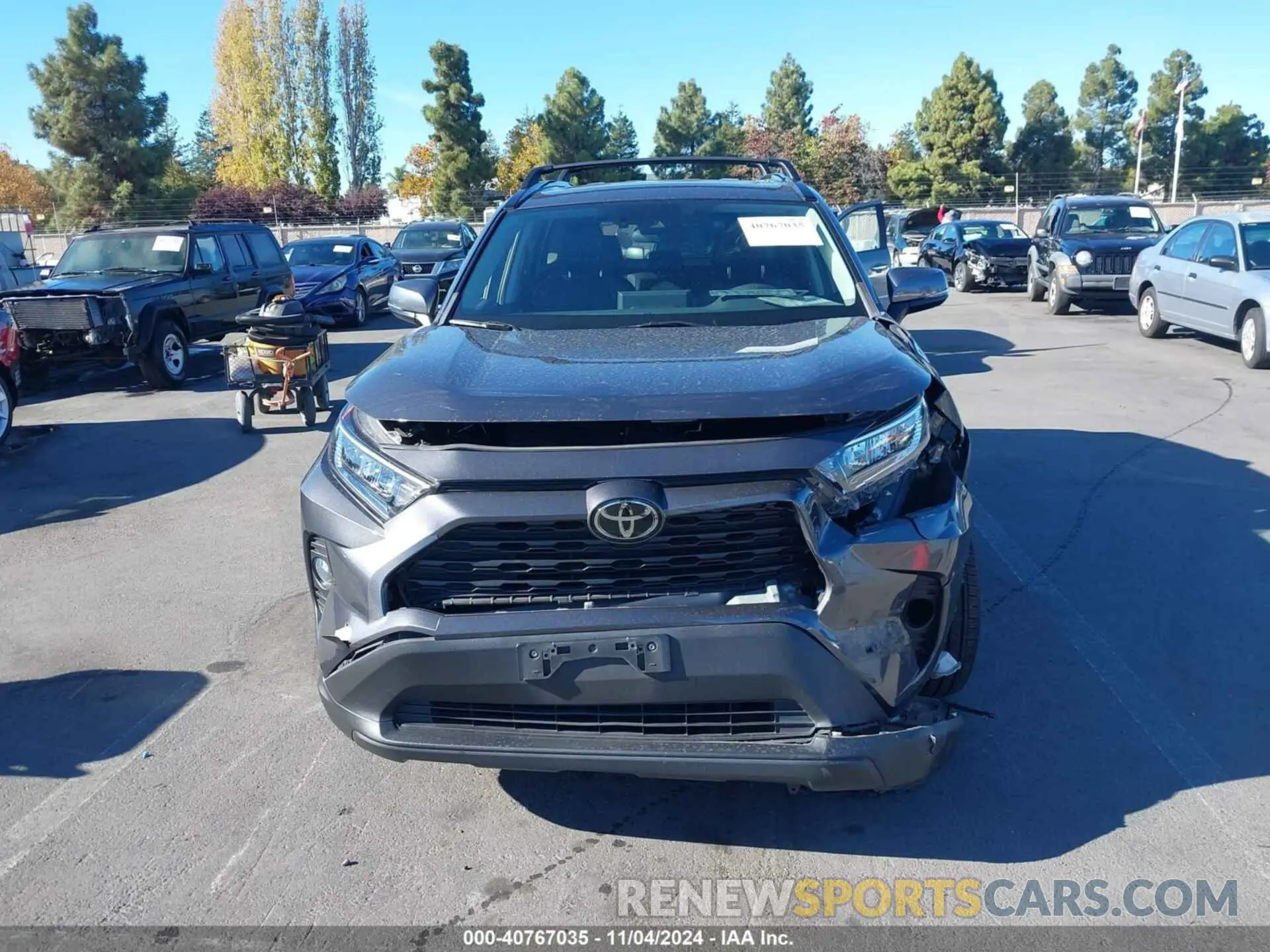 12 Photograph of a damaged car 2T3C1RFV4LW083871 TOYOTA RAV4 2020