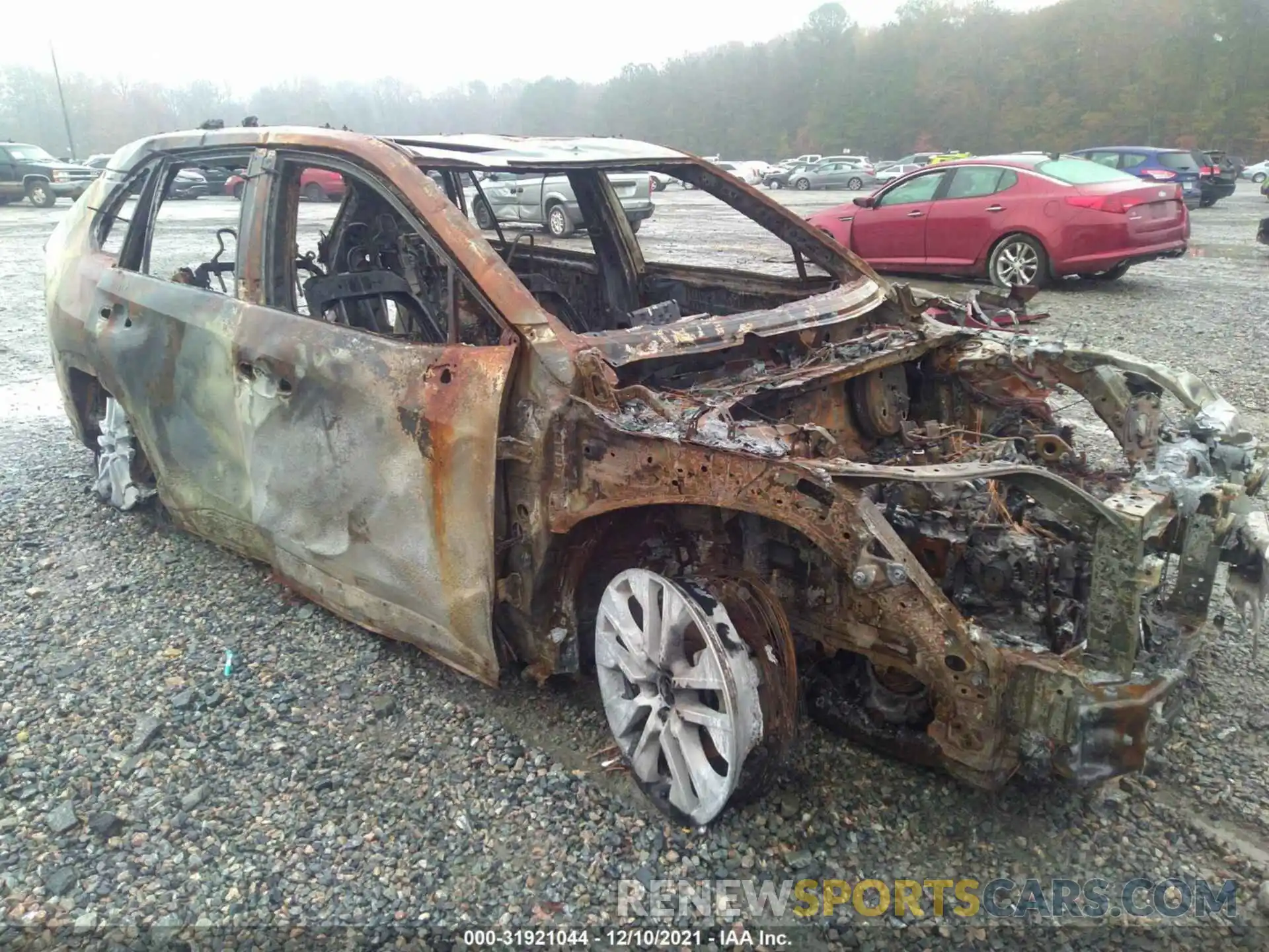 1 Photograph of a damaged car 2T3C1RFV4LW094546 TOYOTA RAV4 2020