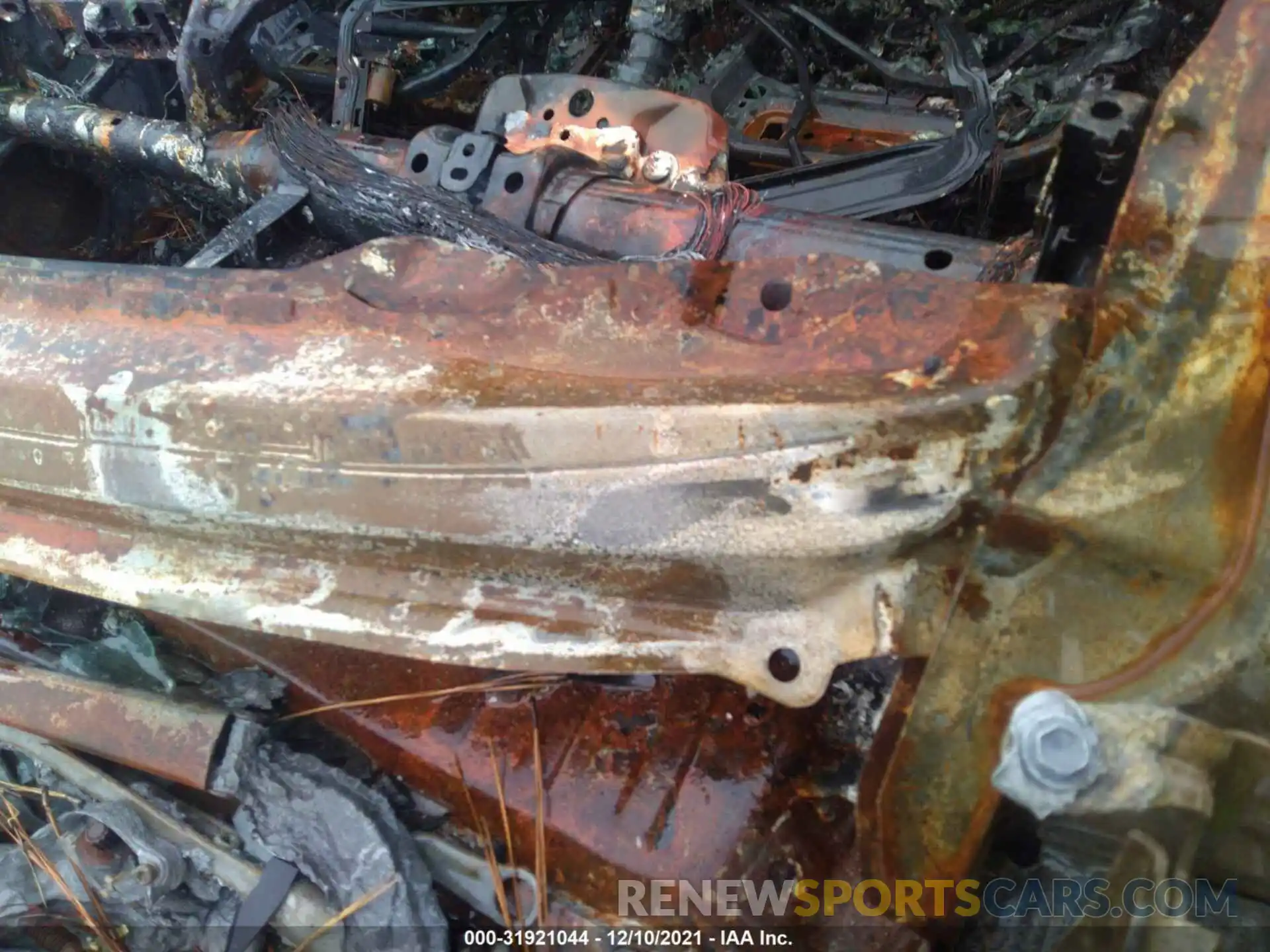 9 Photograph of a damaged car 2T3C1RFV4LW094546 TOYOTA RAV4 2020