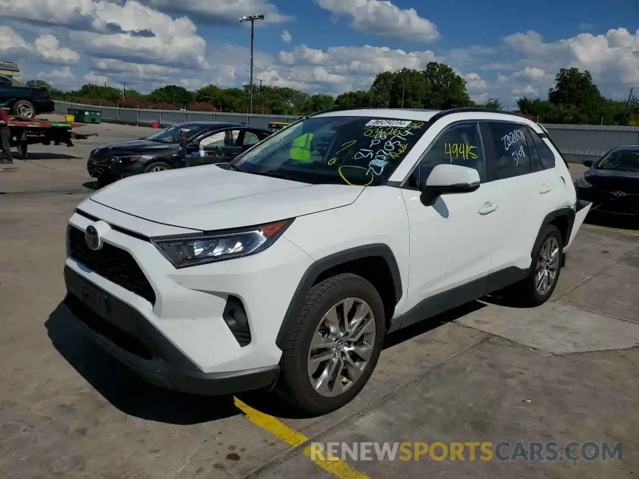 2 Photograph of a damaged car 2T3C1RFV5LC036267 TOYOTA RAV4 2020