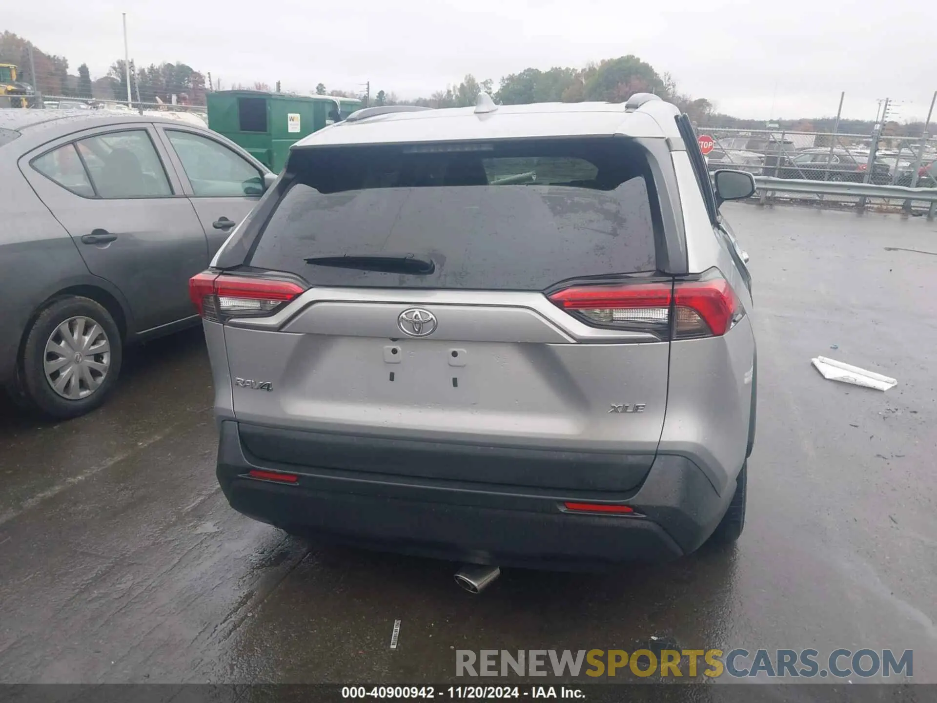 16 Photograph of a damaged car 2T3C1RFV5LW065749 TOYOTA RAV4 2020