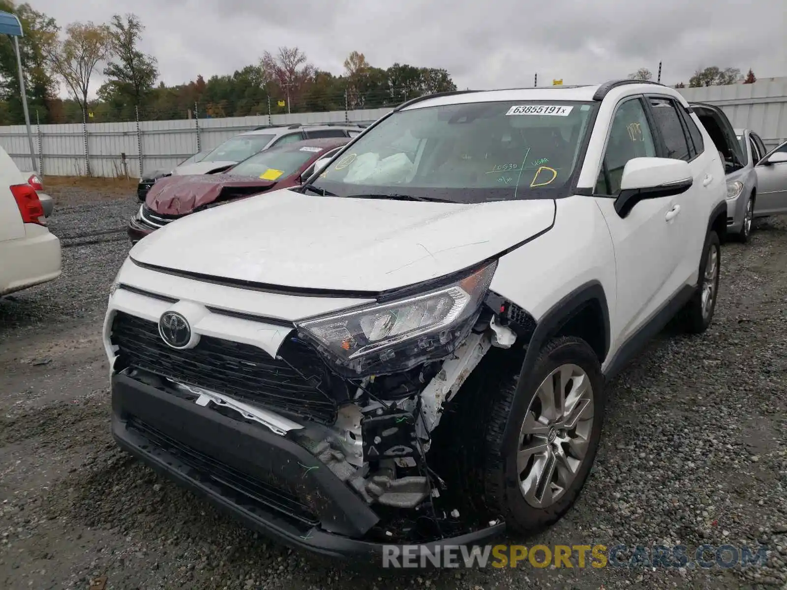 2 Photograph of a damaged car 2T3C1RFV6LC081167 TOYOTA RAV4 2020