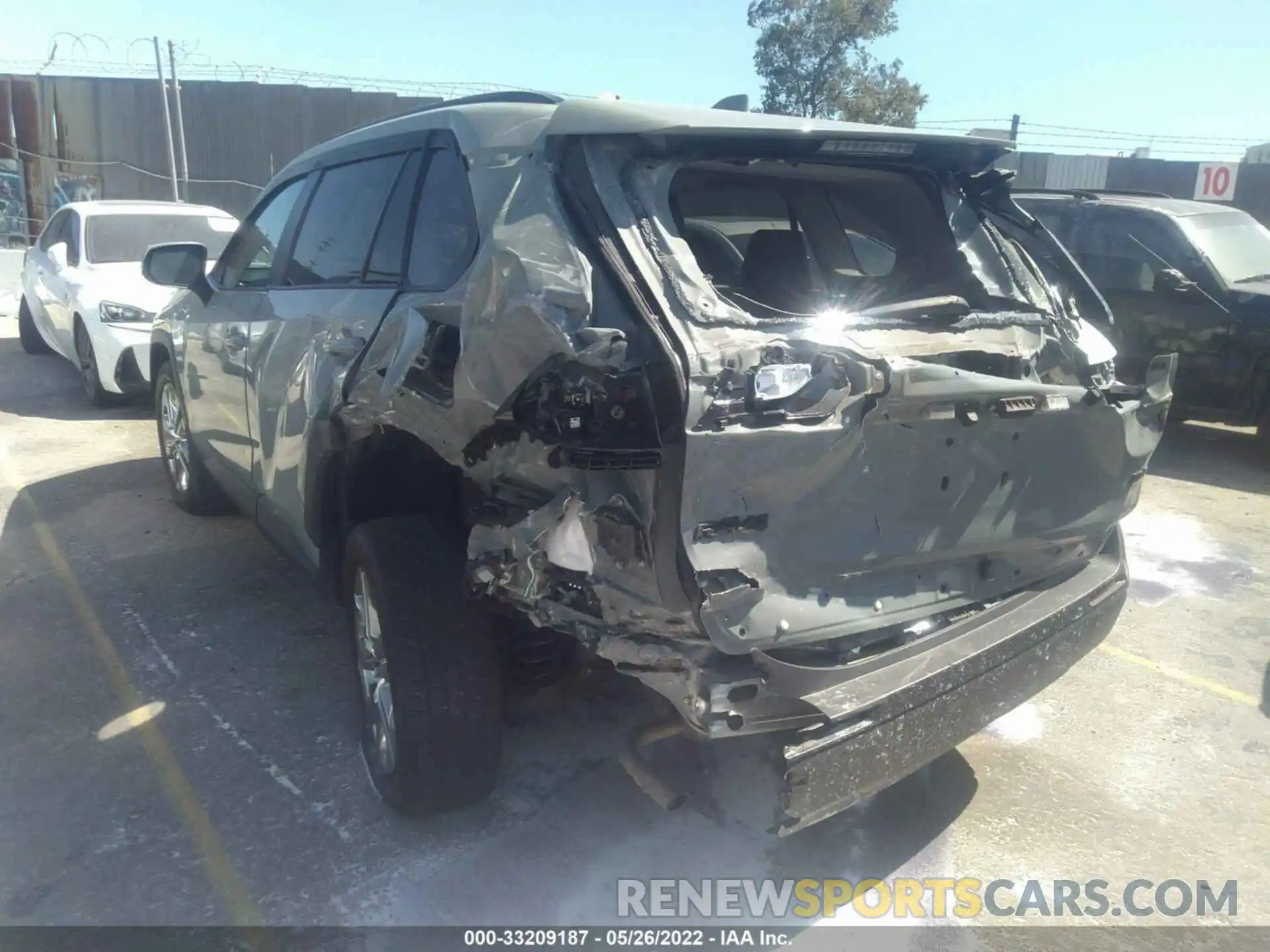 3 Photograph of a damaged car 2T3C1RFV6LW075285 TOYOTA RAV4 2020