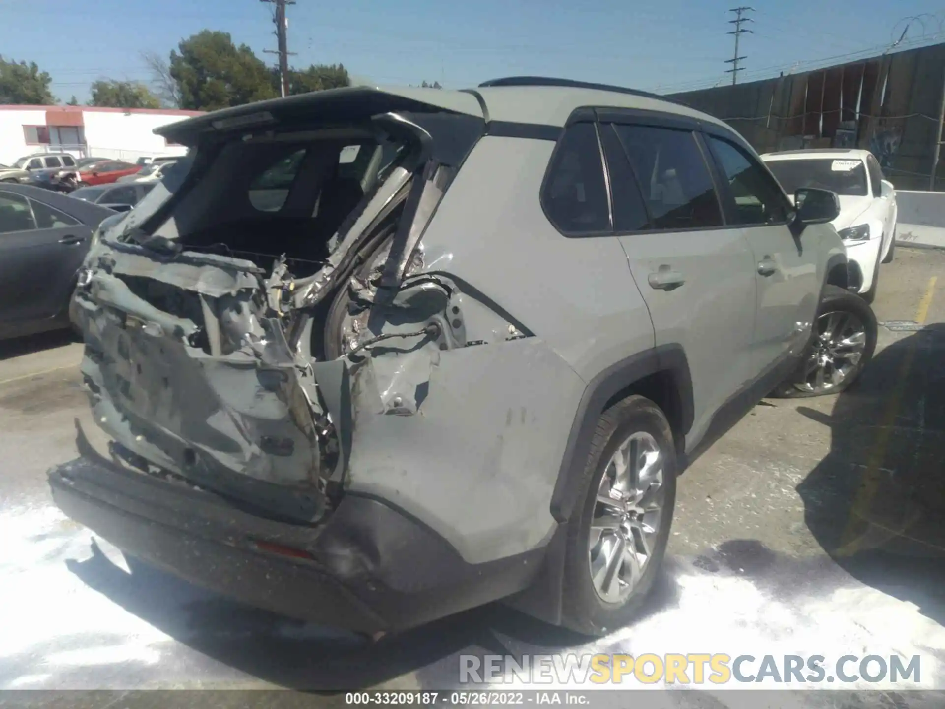 4 Photograph of a damaged car 2T3C1RFV6LW075285 TOYOTA RAV4 2020