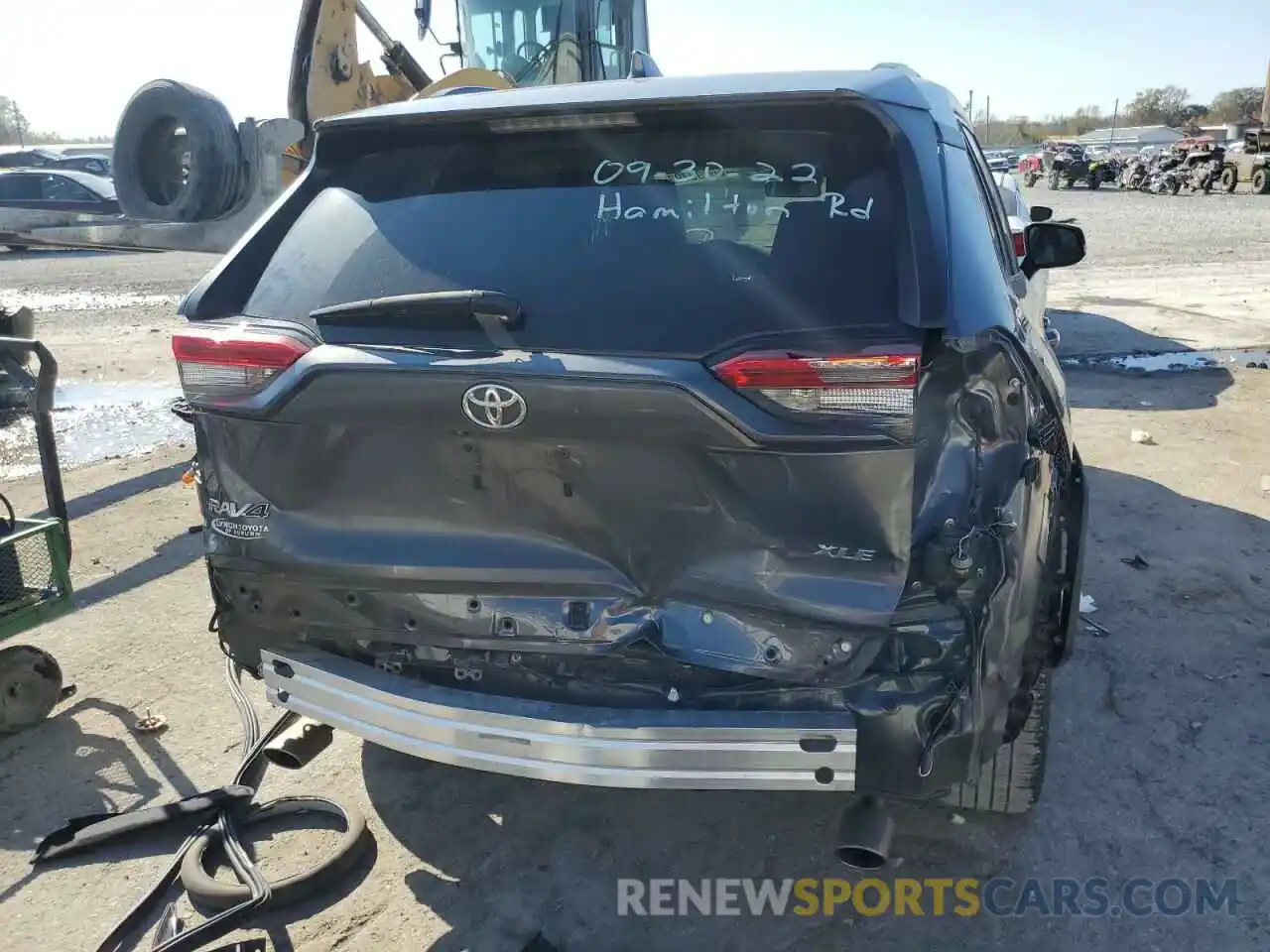 9 Photograph of a damaged car 2T3C1RFV7LC042085 TOYOTA RAV4 2020