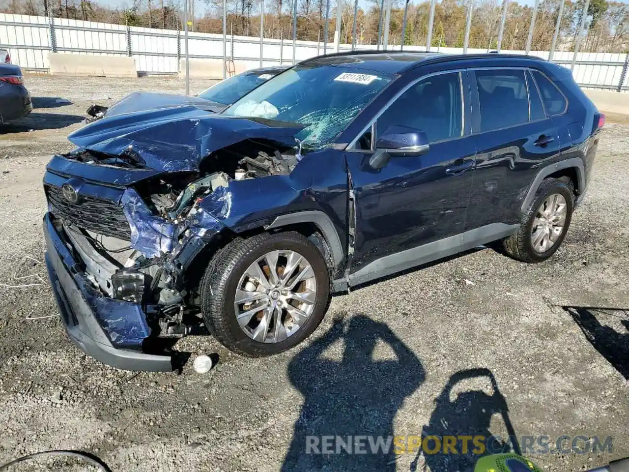 1 Photograph of a damaged car 2T3C1RFV7LC079217 TOYOTA RAV4 2020