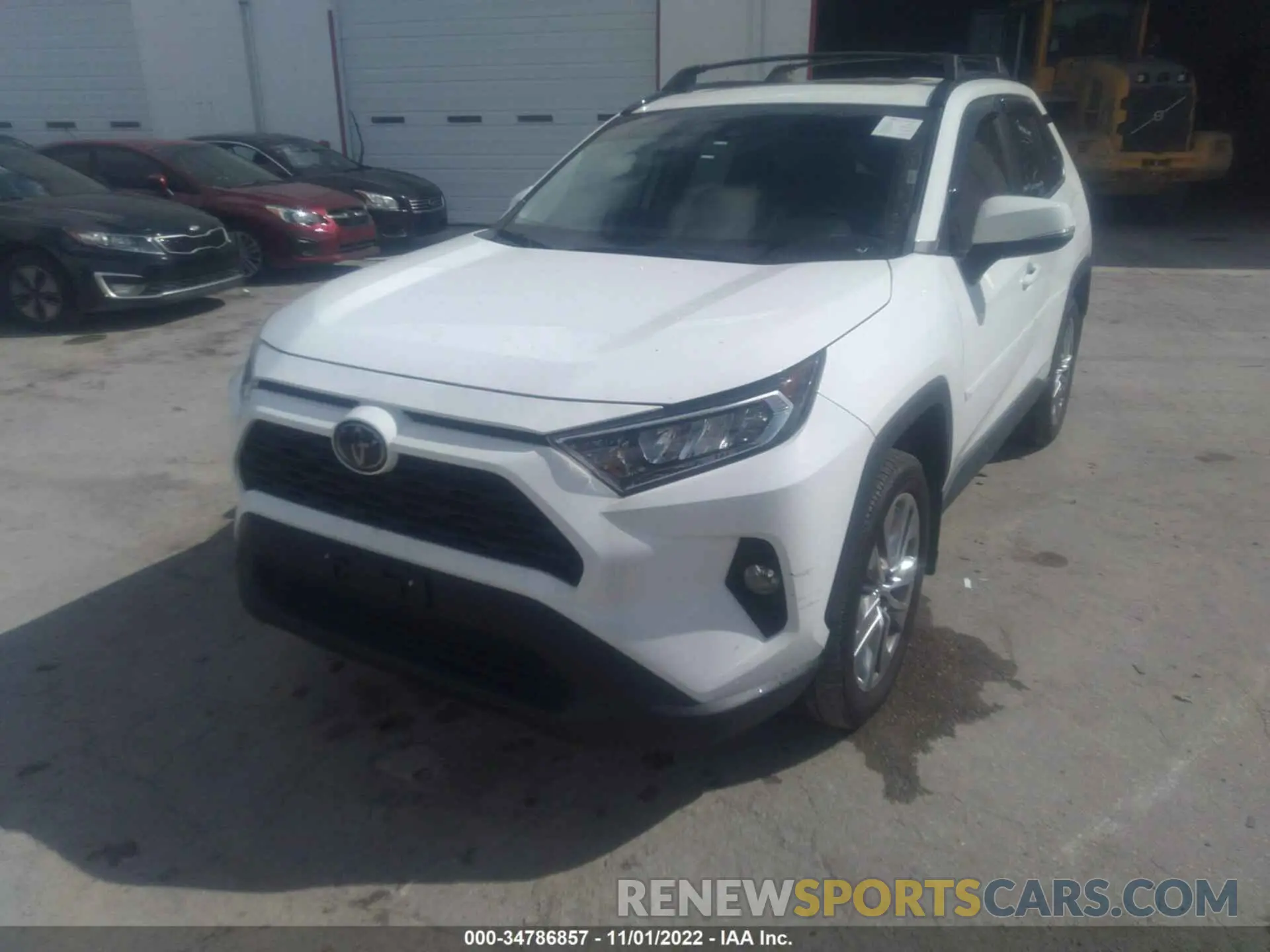 6 Photograph of a damaged car 2T3C1RFV7LW059998 TOYOTA RAV4 2020