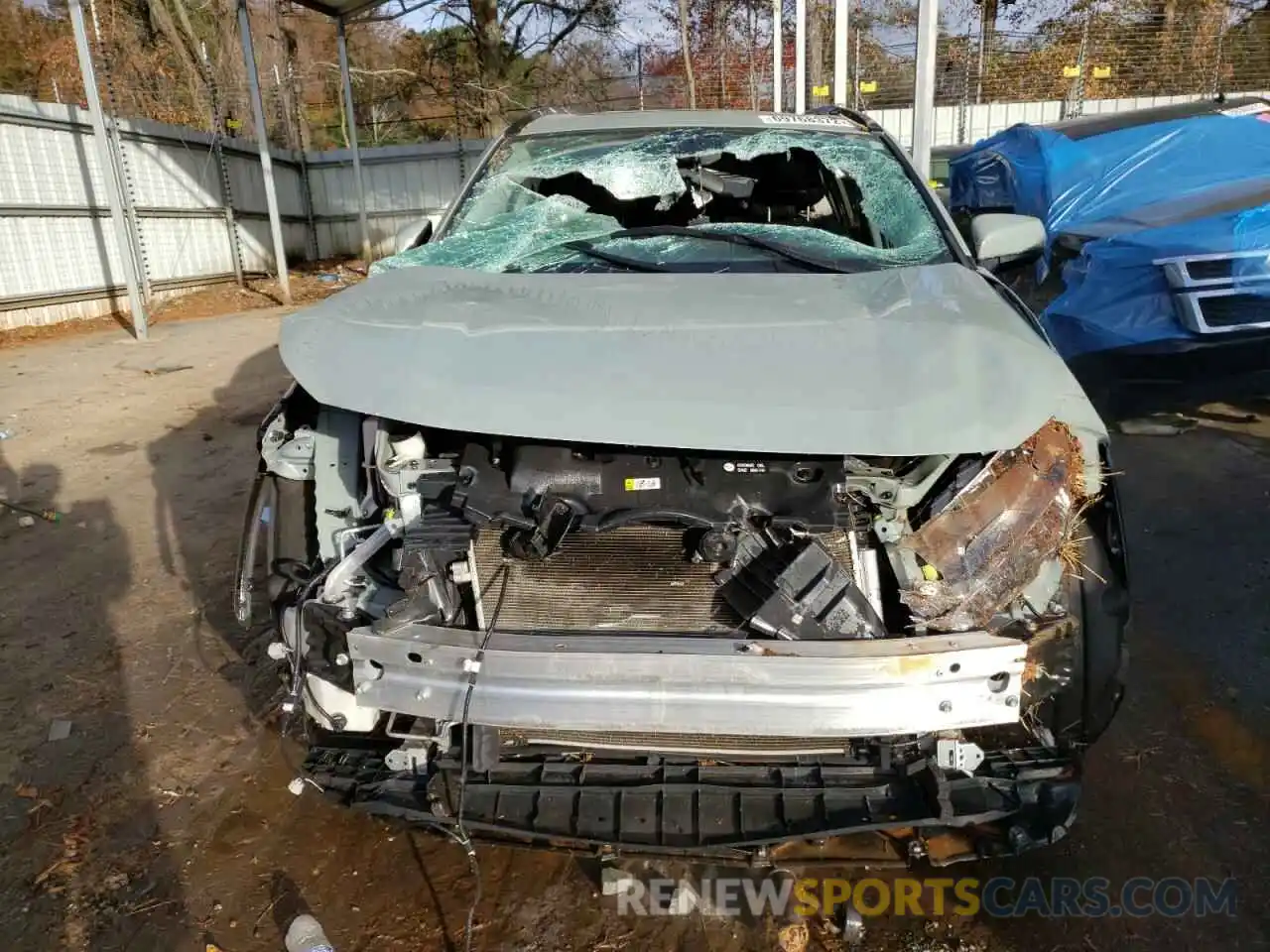 5 Photograph of a damaged car 2T3C1RFV8LC054925 TOYOTA RAV4 2020