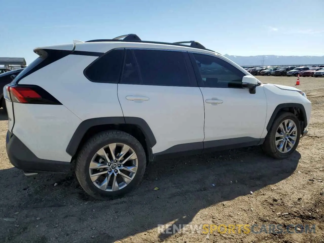 3 Photograph of a damaged car 2T3C1RFV8LW076549 TOYOTA RAV4 2020