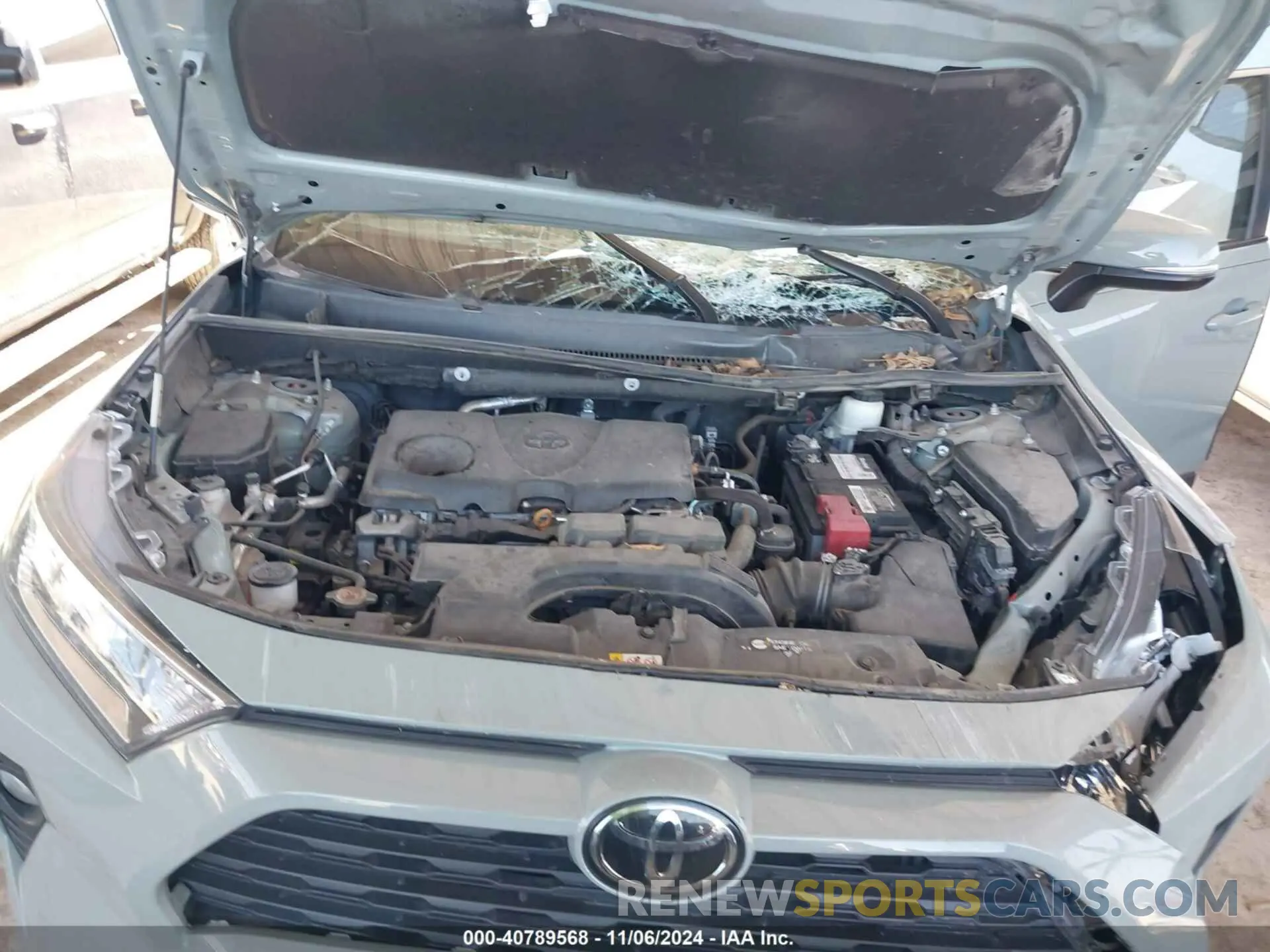 10 Photograph of a damaged car 2T3C1RFV8LW098454 TOYOTA RAV4 2020