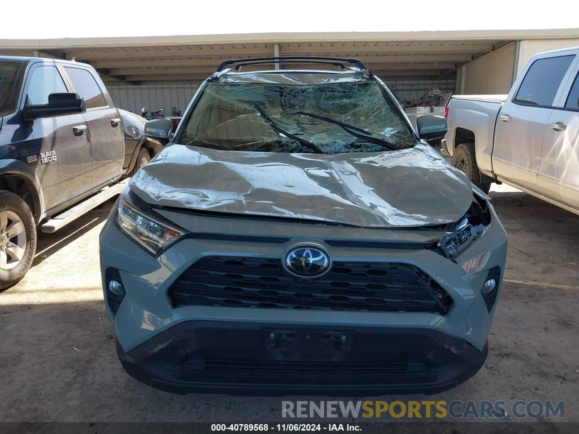 12 Photograph of a damaged car 2T3C1RFV8LW098454 TOYOTA RAV4 2020