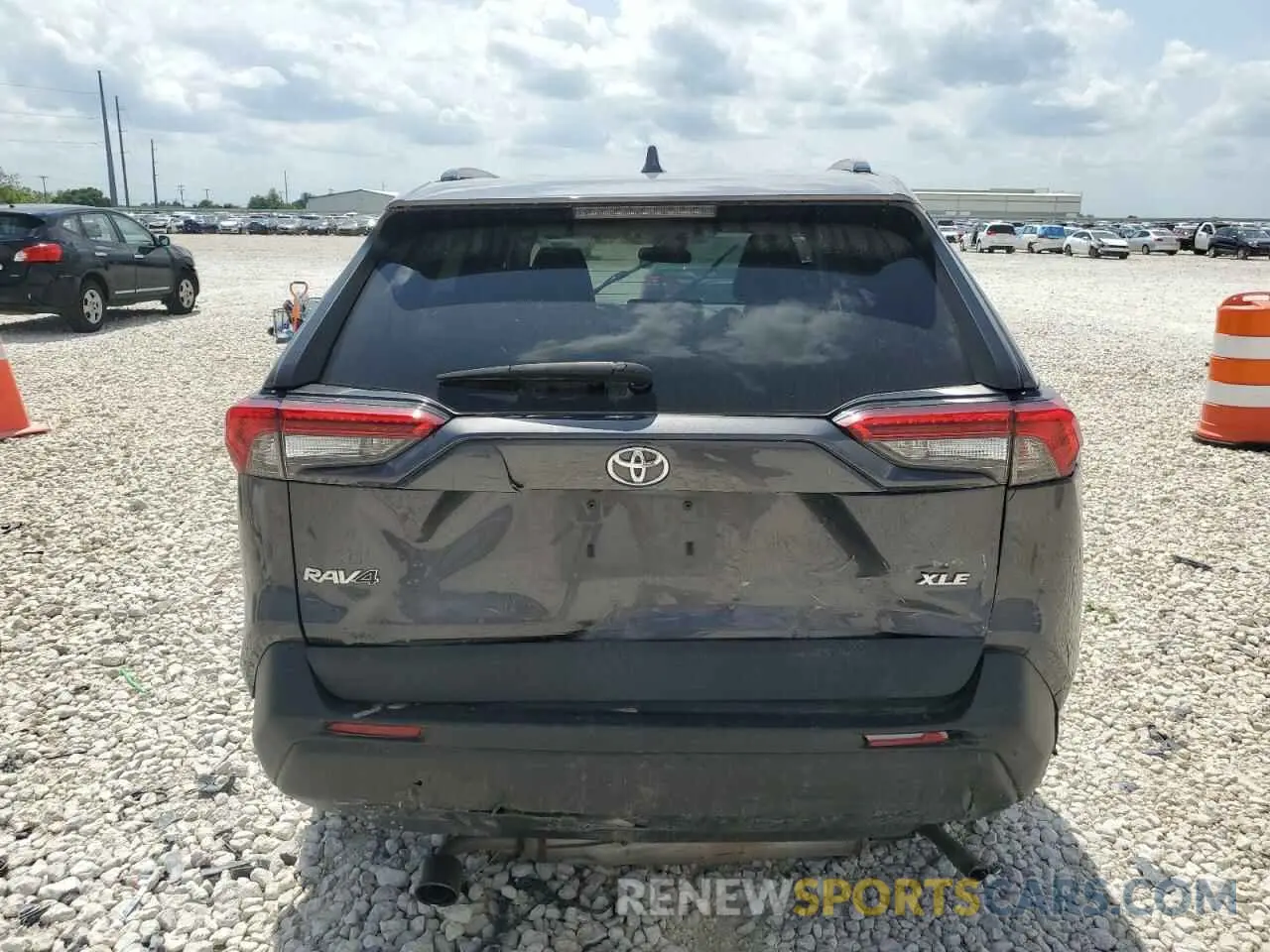 6 Photograph of a damaged car 2T3C1RFV9LW086698 TOYOTA RAV4 2020