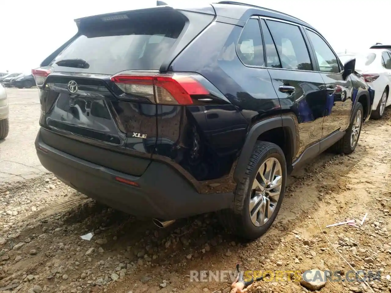 4 Photograph of a damaged car 2T3C1RFVXLC053338 TOYOTA RAV4 2020