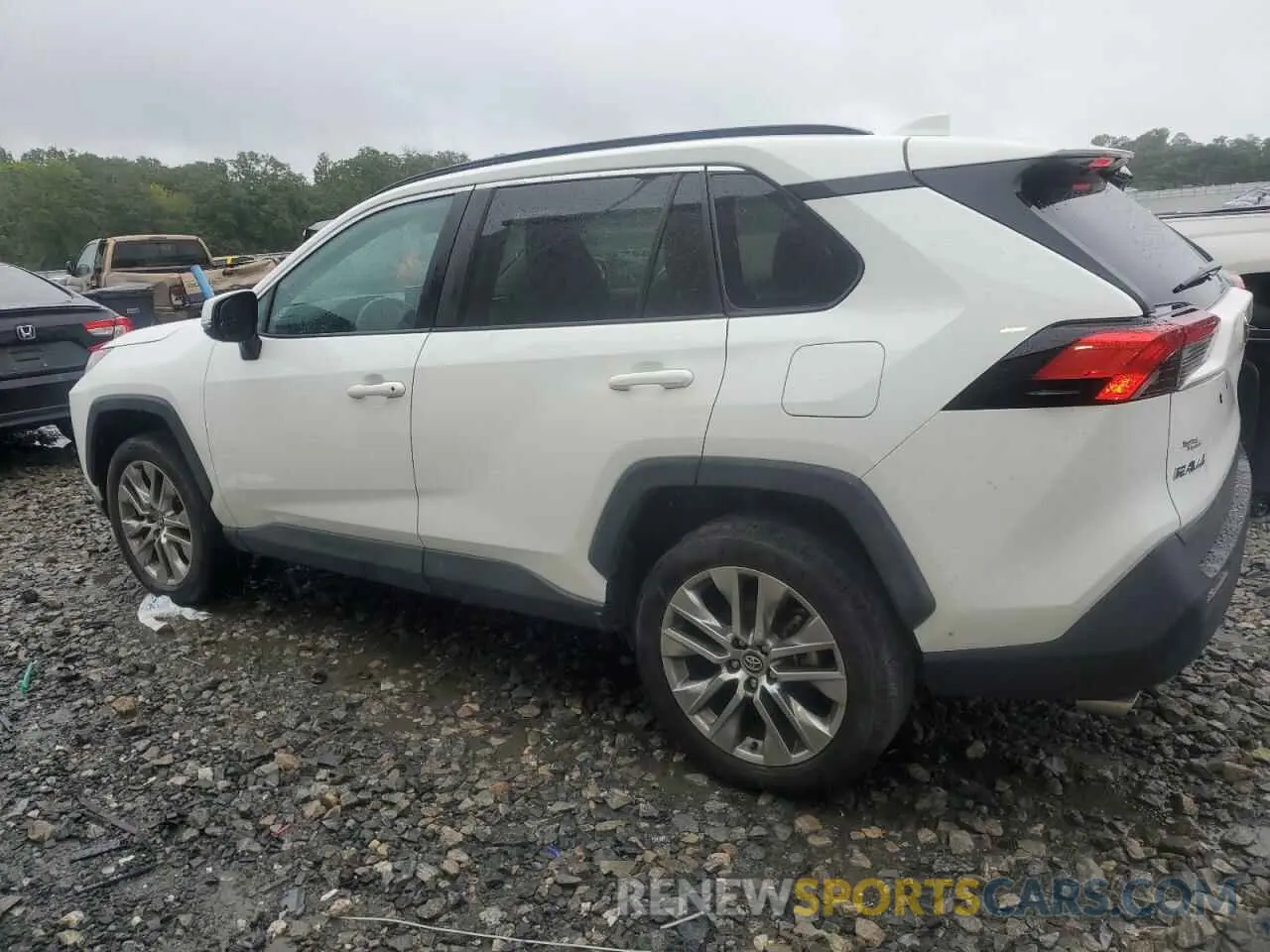 2 Photograph of a damaged car 2T3C1RFVXLC072990 TOYOTA RAV4 2020