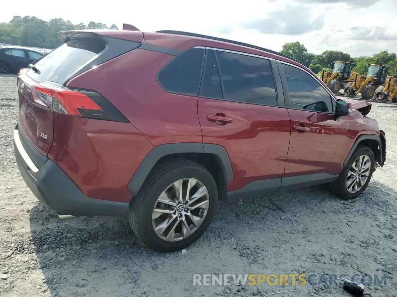 3 Photograph of a damaged car 2T3C1RFVXLC078904 TOYOTA RAV4 2020