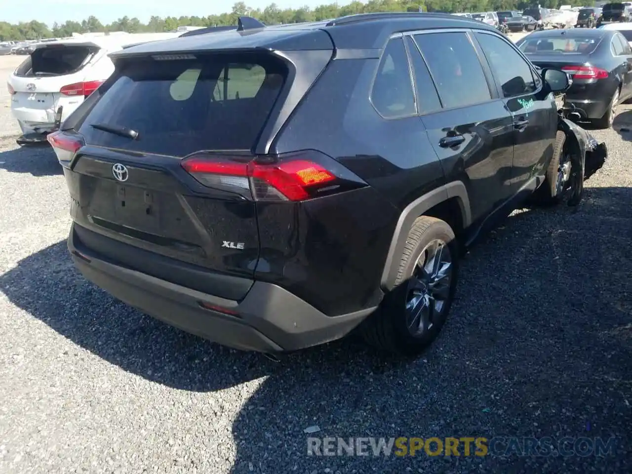 4 Photograph of a damaged car 2T3C1RFVXLW093062 TOYOTA RAV4 2020