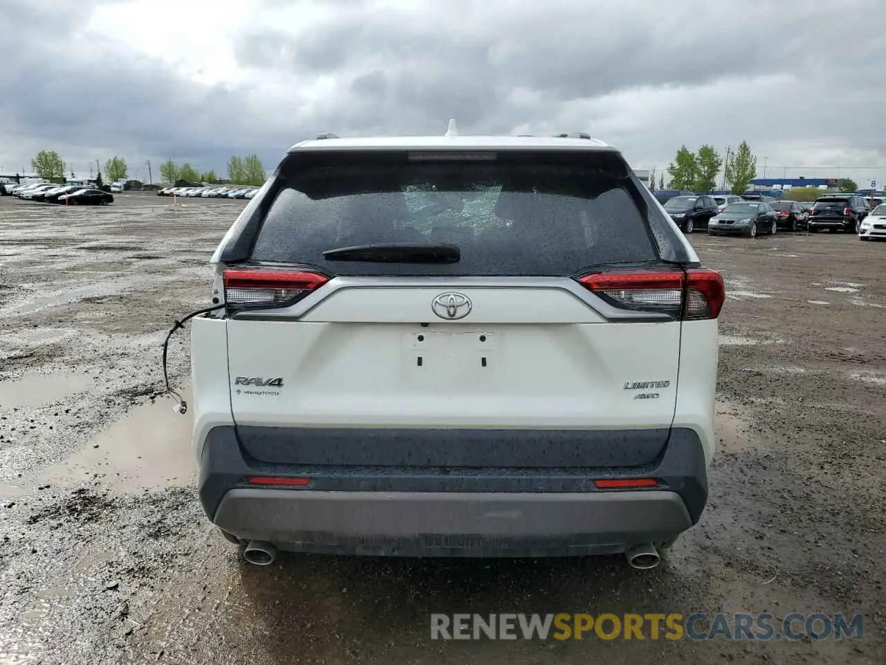 6 Photograph of a damaged car 2T3D1RFV7LC111894 TOYOTA RAV4 2020