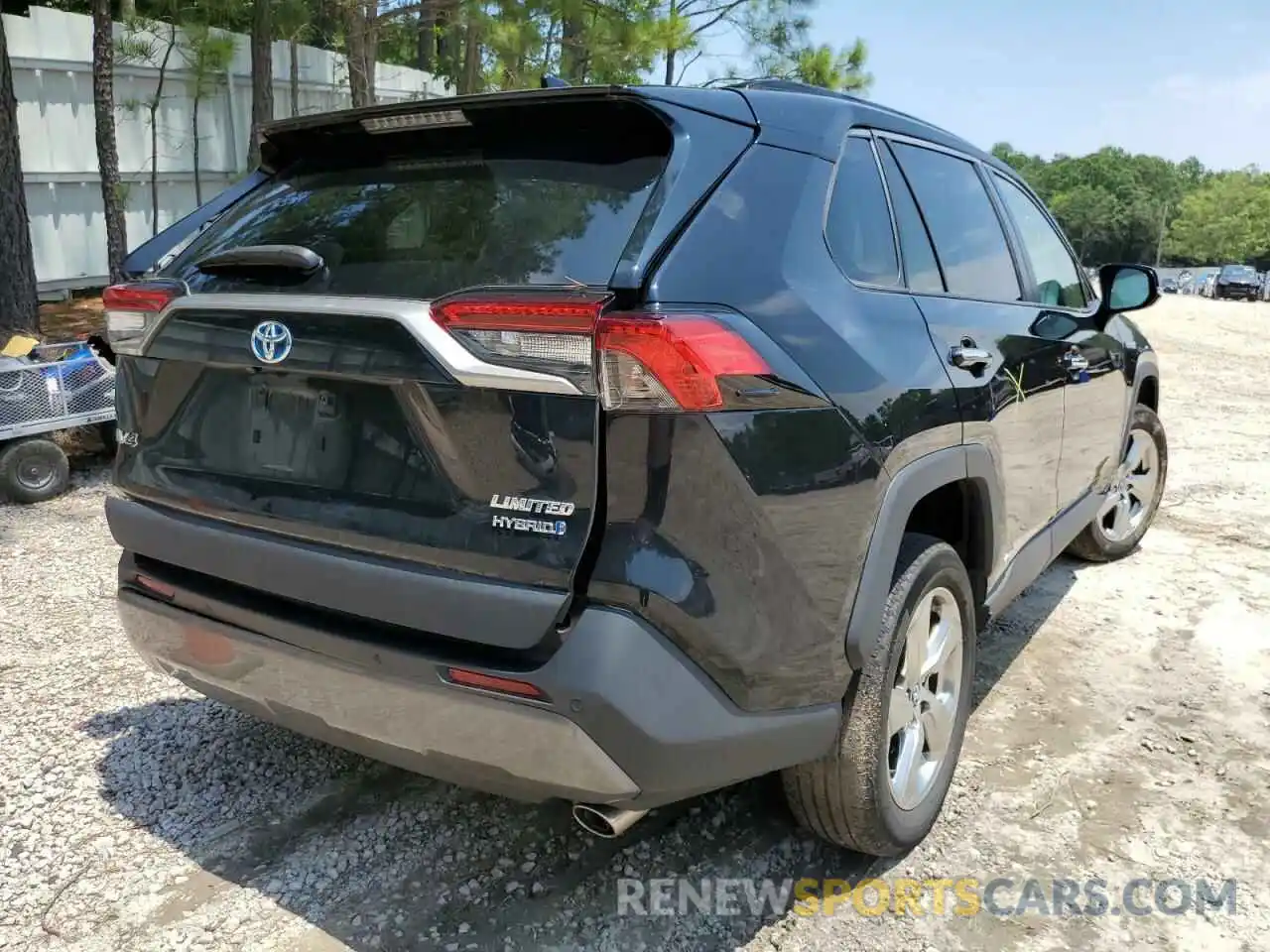 4 Photograph of a damaged car 2T3DWRFV0LW052252 TOYOTA RAV4 2020