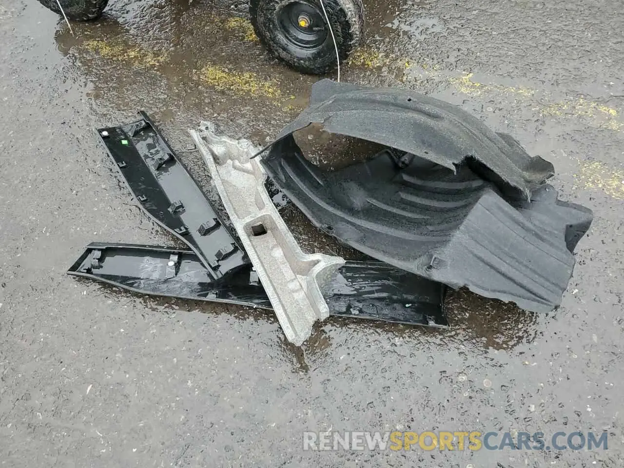 13 Photograph of a damaged car 2T3DWRFV1LW075877 TOYOTA RAV4 2020