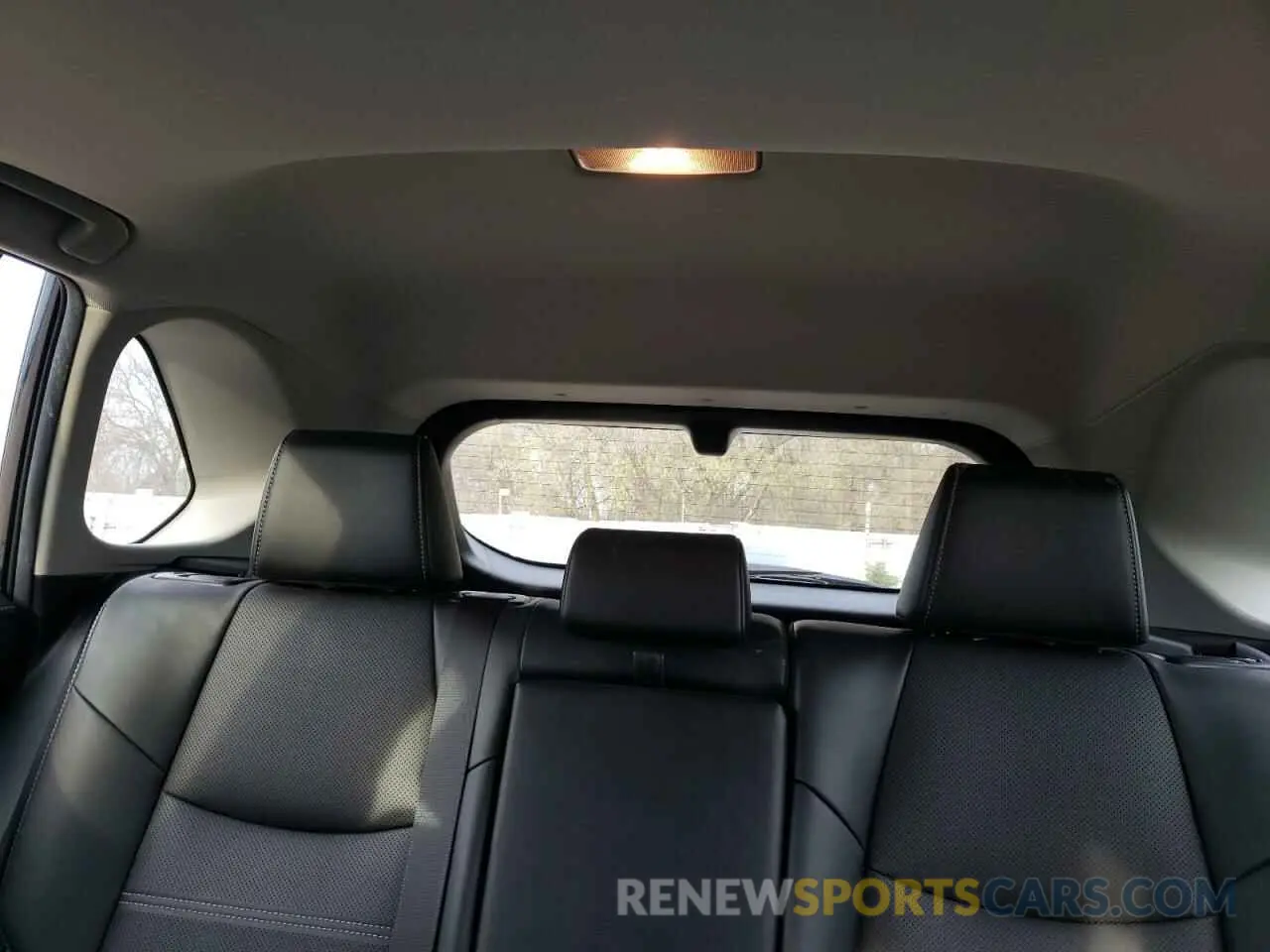 10 Photograph of a damaged car 2T3DWRFV2LW099962 TOYOTA RAV4 2020