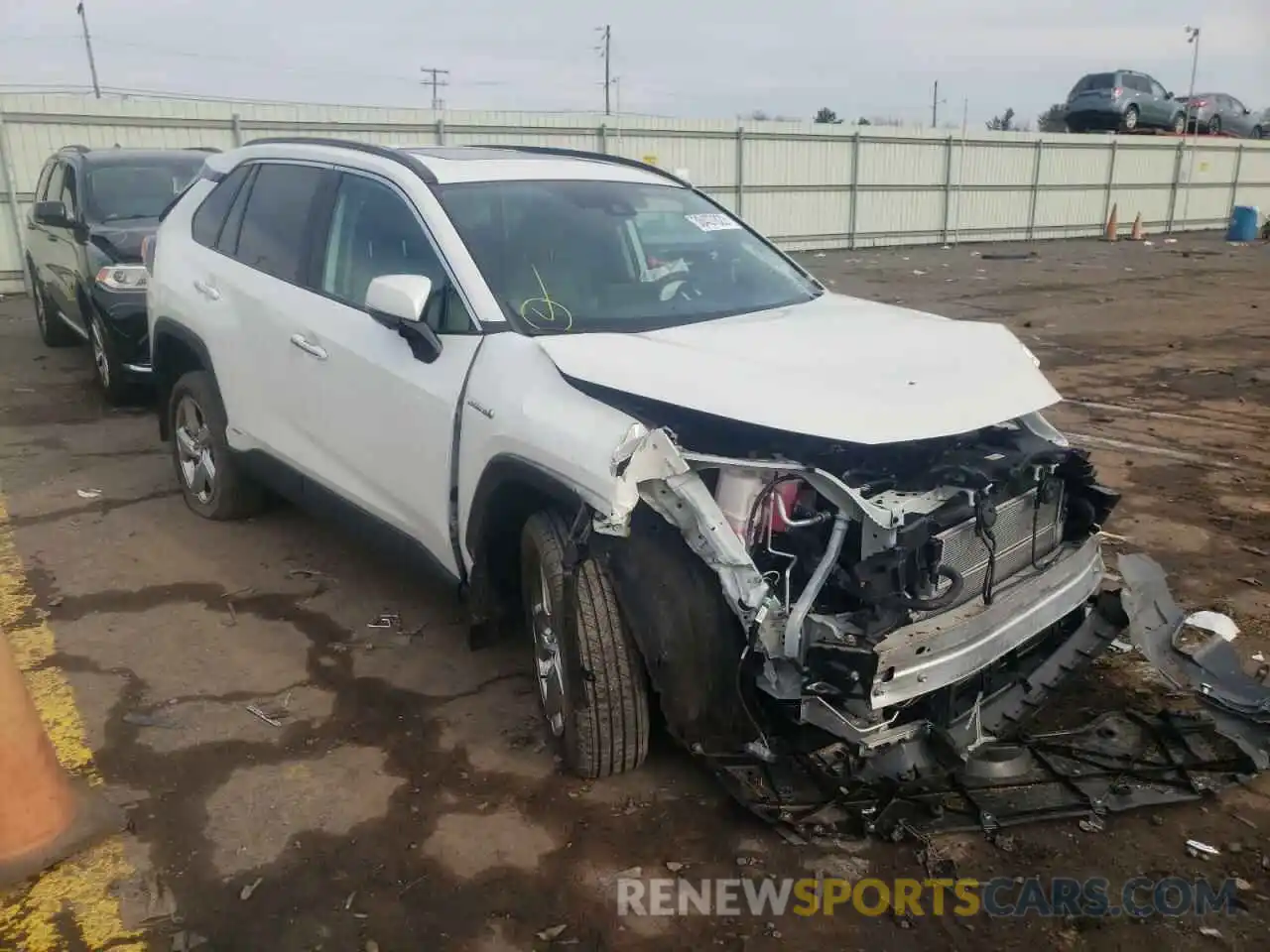 1 Photograph of a damaged car 2T3DWRFV3LW076786 TOYOTA RAV4 2020