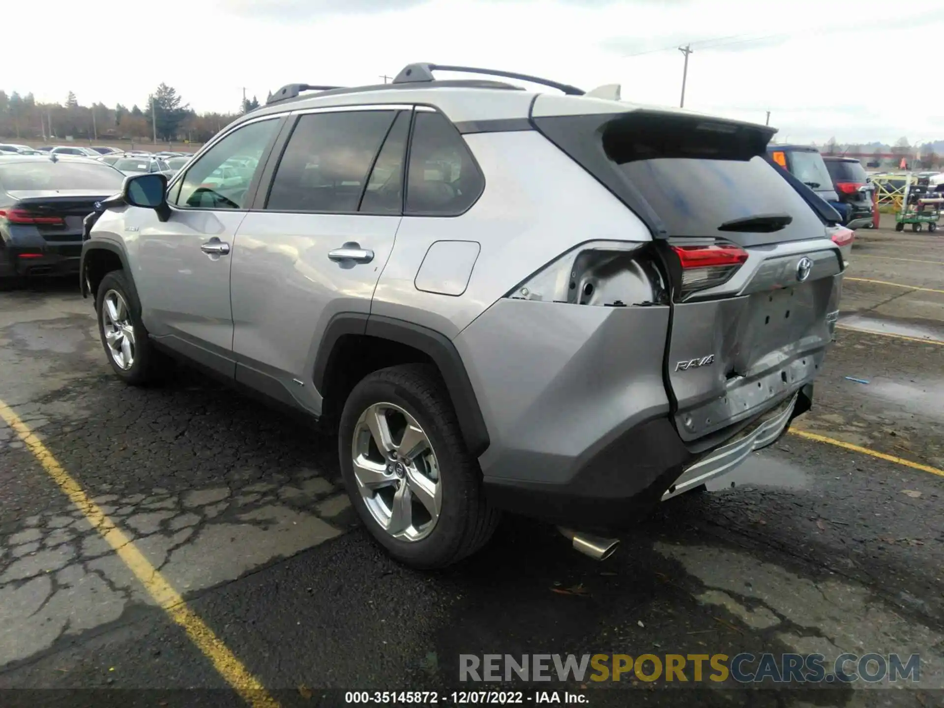 3 Photograph of a damaged car 2T3DWRFV5LW085327 TOYOTA RAV4 2020