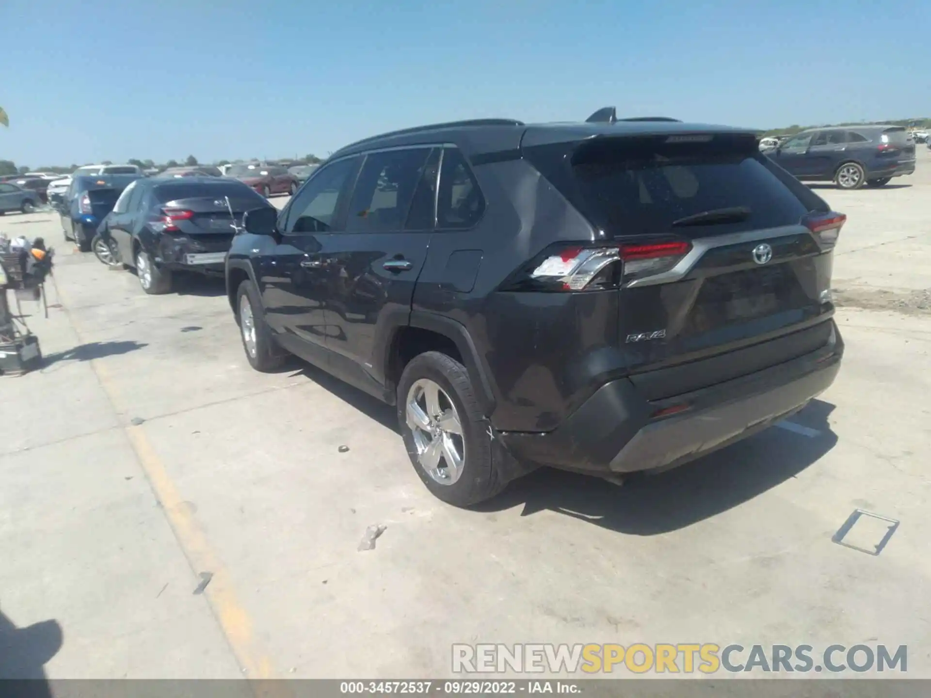 3 Photograph of a damaged car 2T3DWRFV5LW095002 TOYOTA RAV4 2020