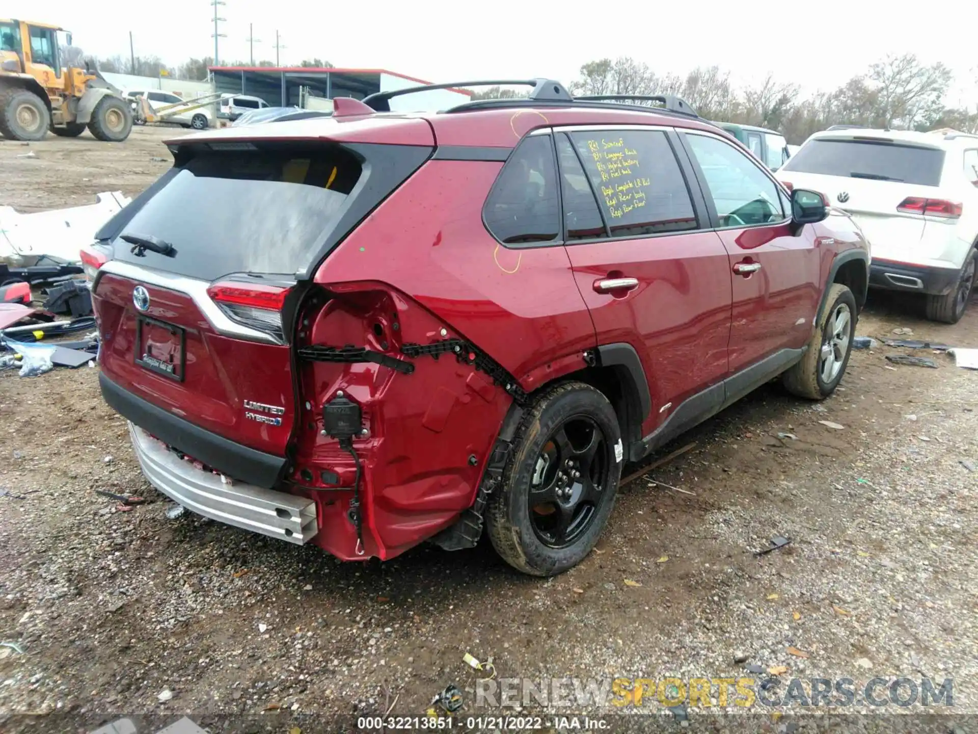 4 Photograph of a damaged car 2T3DWRFVXLW070466 TOYOTA RAV4 2020