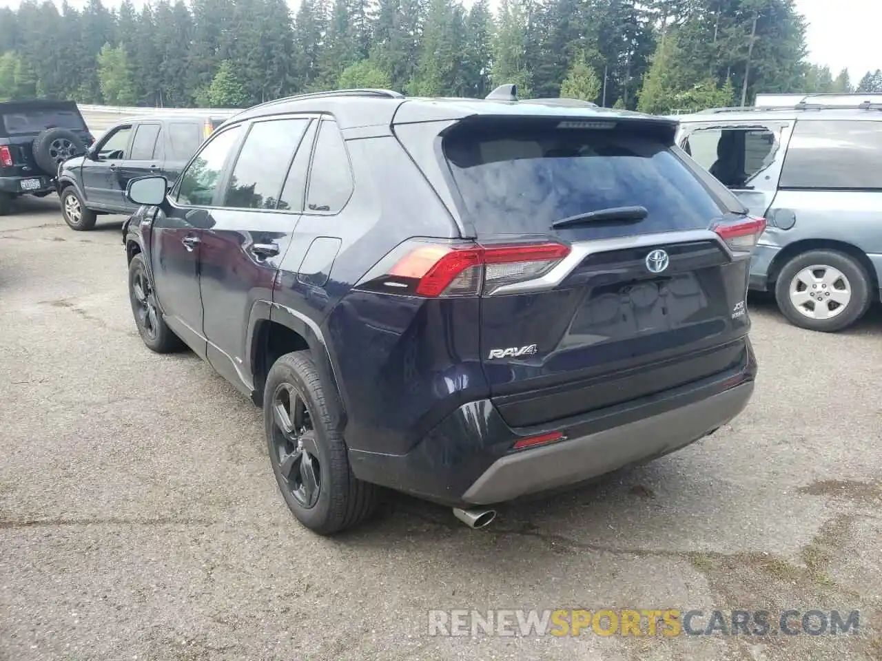 3 Photograph of a damaged car 2T3E6RFV9LW001465 TOYOTA RAV4 2020