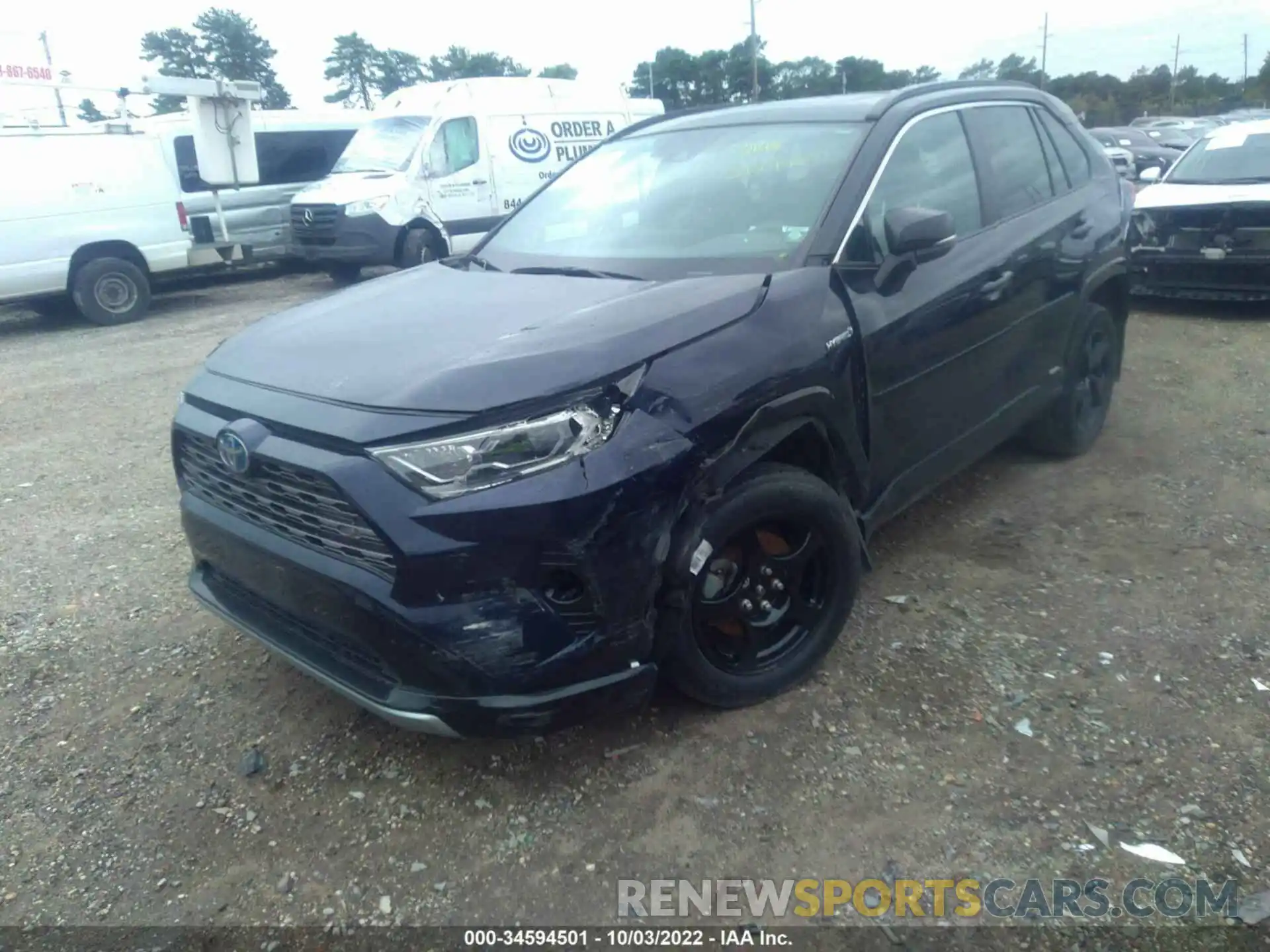 2 Photograph of a damaged car 2T3E6RFVXLW001653 TOYOTA RAV4 2020