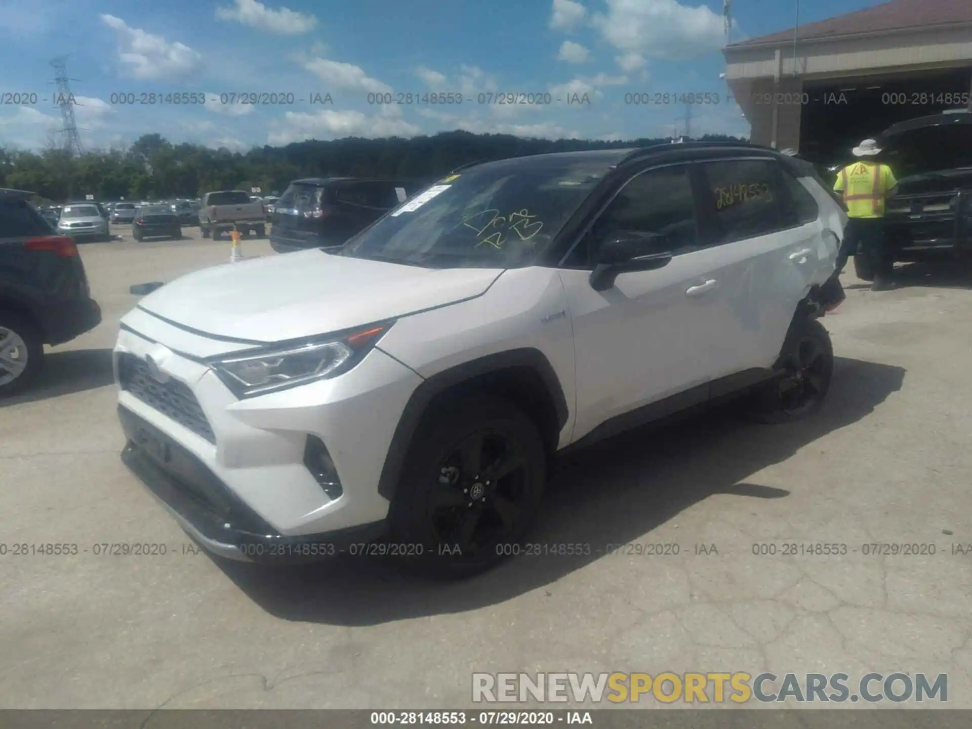 2 Photograph of a damaged car 2T3EWRFV0LW066110 TOYOTA RAV4 2020